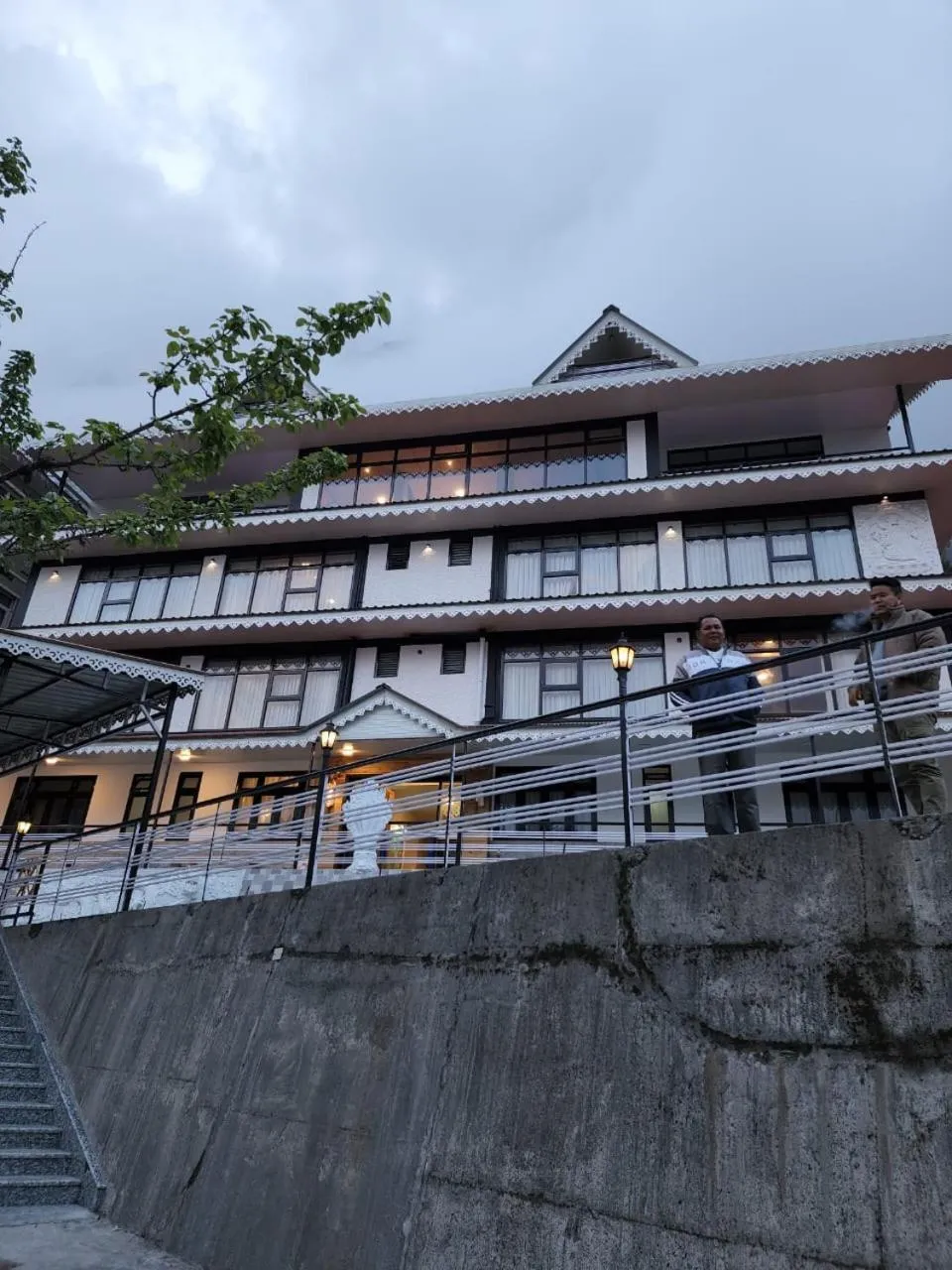 Property building in Rufina Lachung Kunga