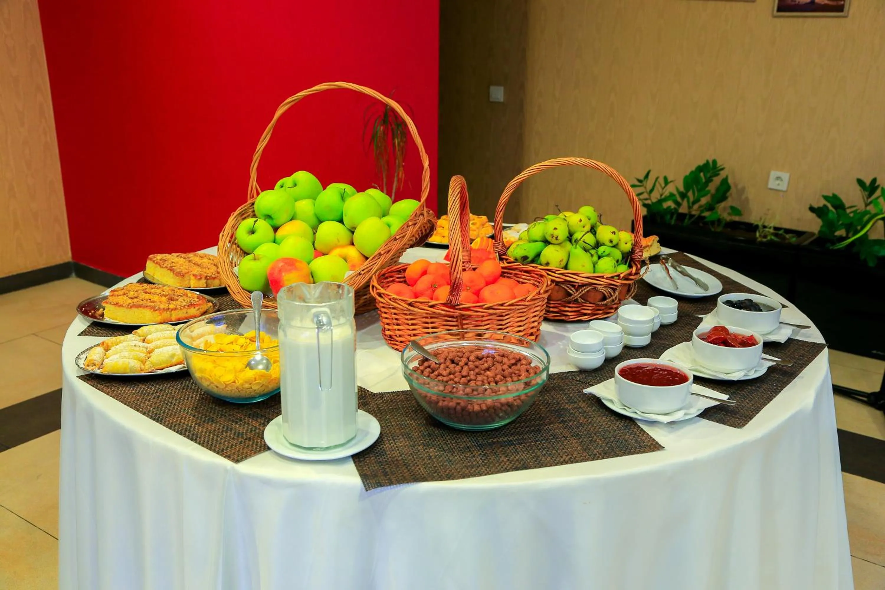 Food and drinks in Central Park Baku