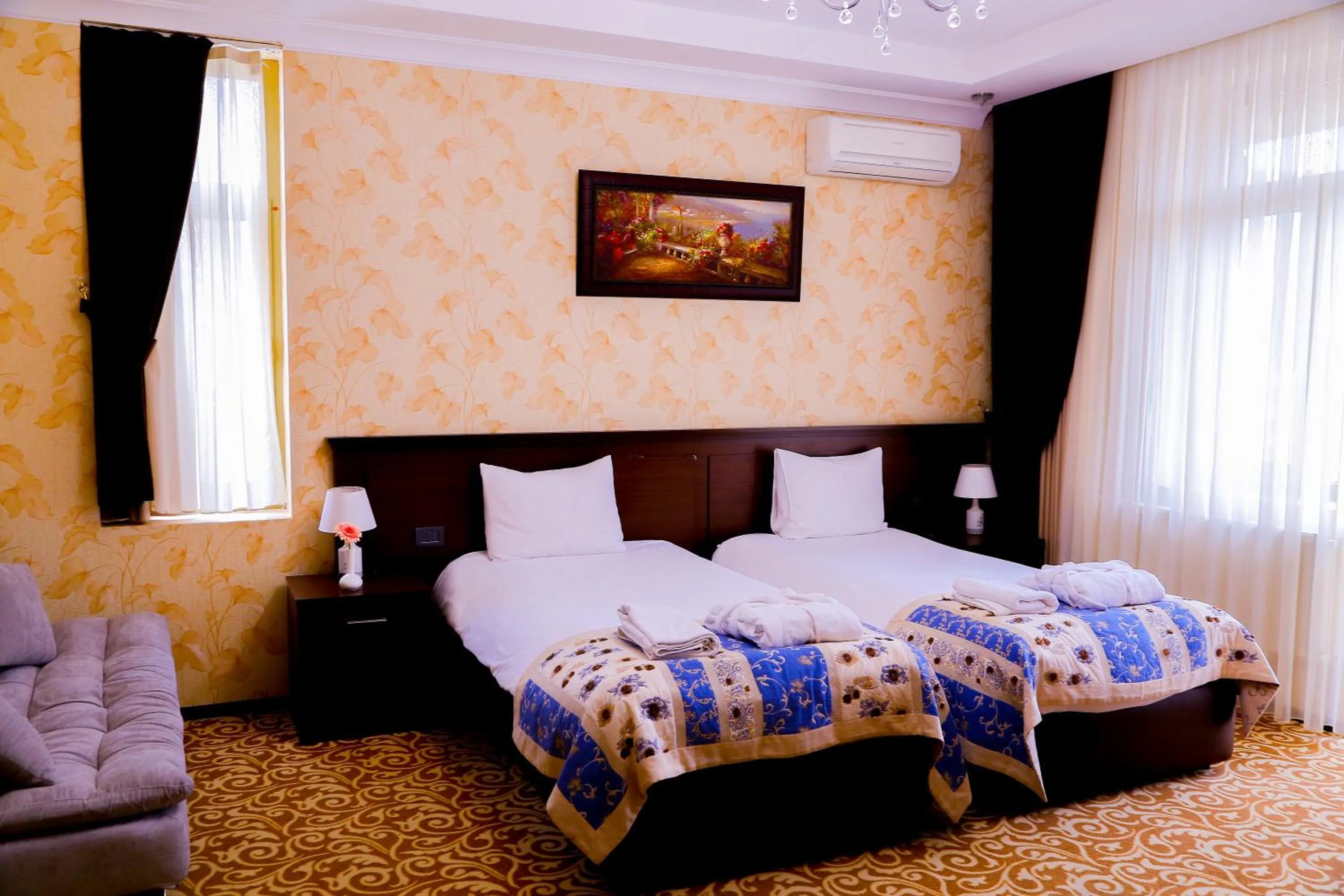 Bed in Central Park Baku