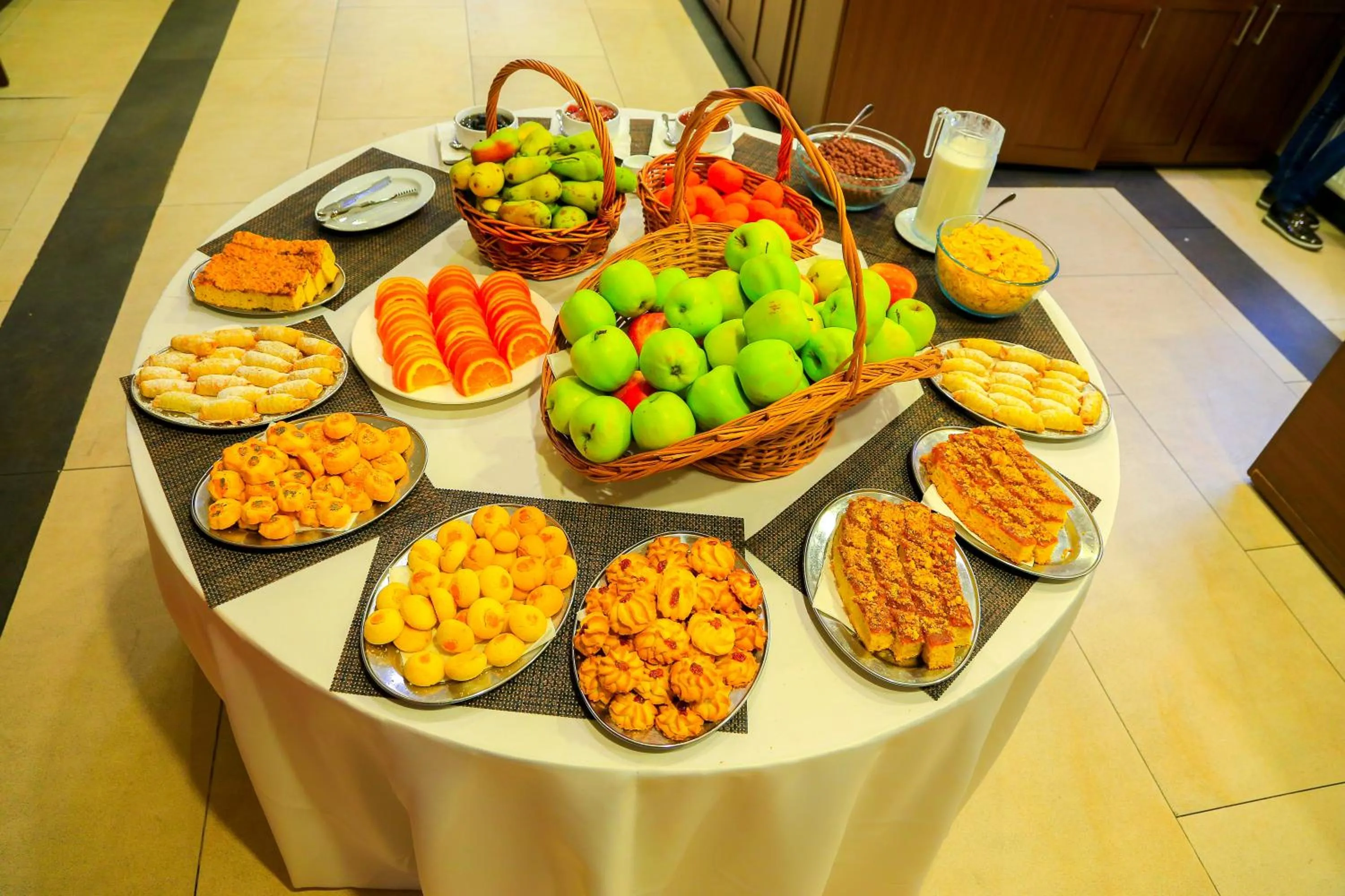 Food and drinks in Central Park Baku