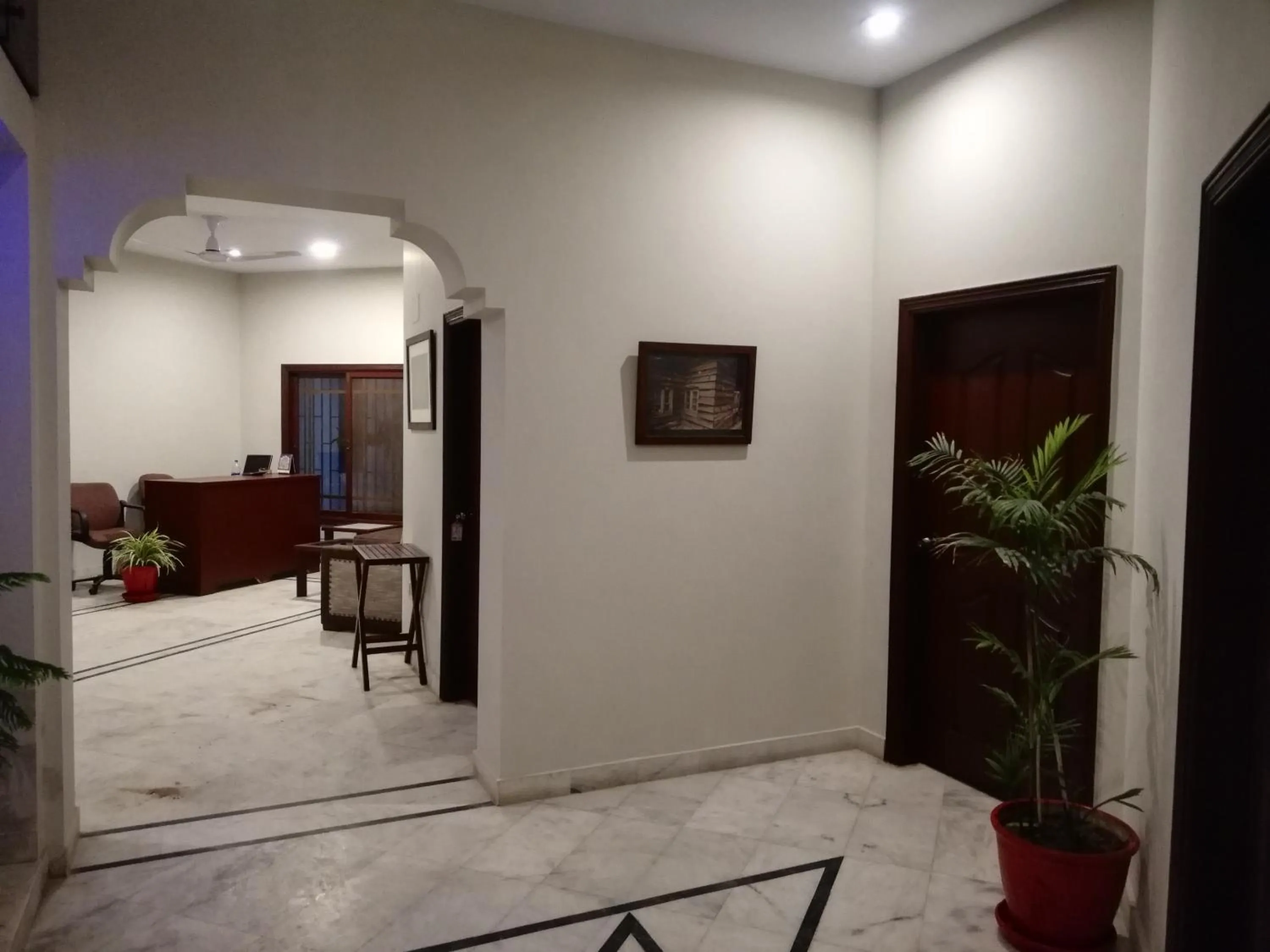 Hotel island Clifton