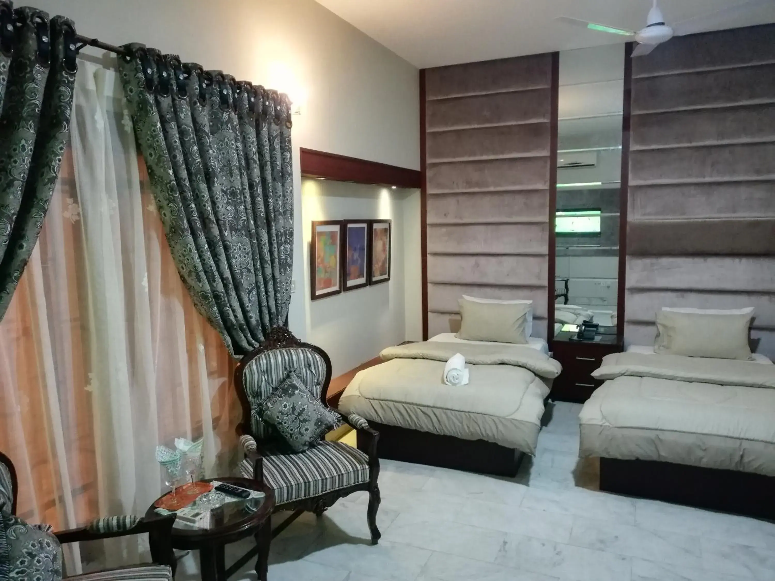 Deluxe Twin Room - single occupancy in Hotel island Clifton Deluxe Twin Room - single occupancy in Hotel island Clifton