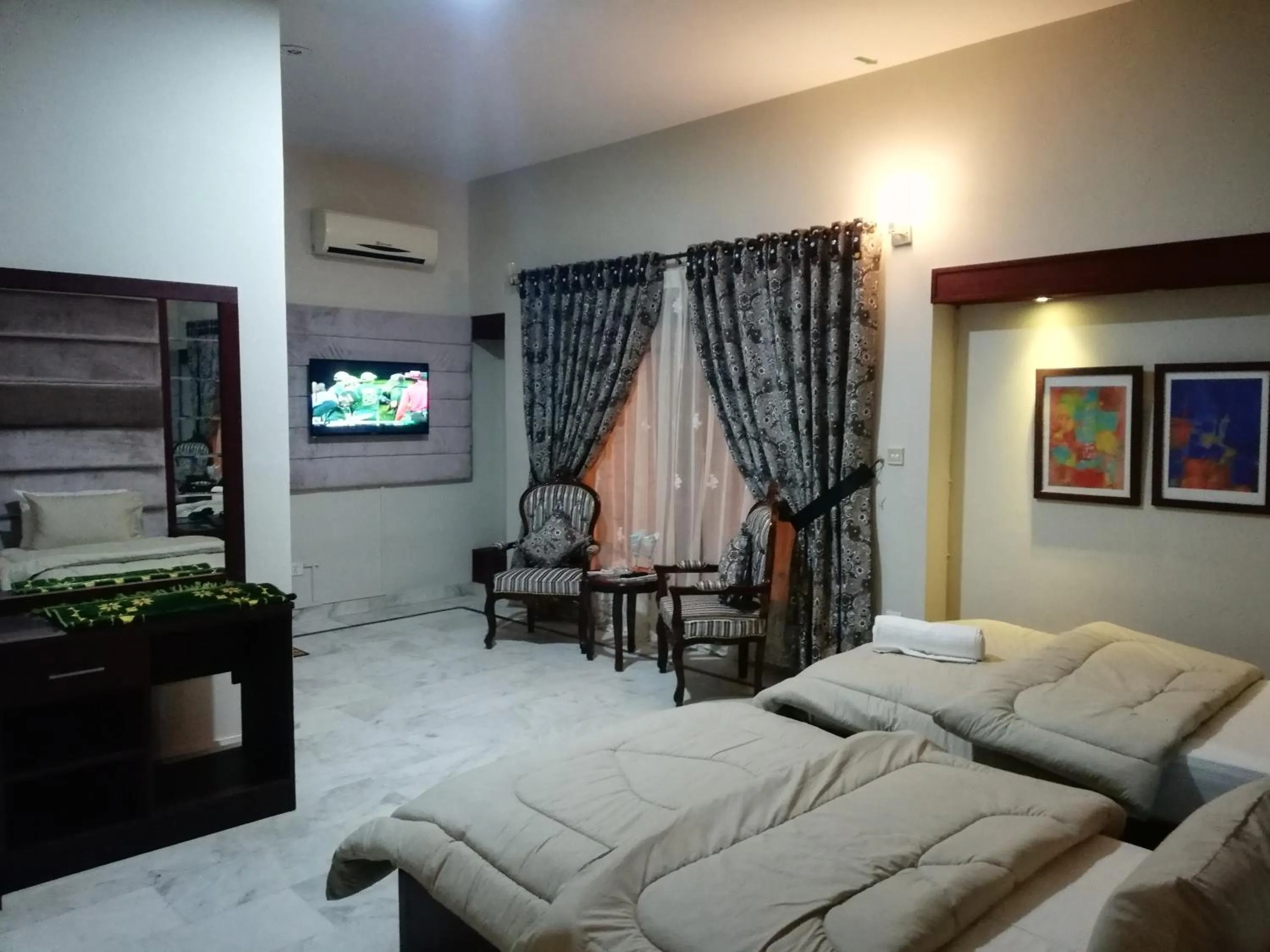 Hotel island Clifton