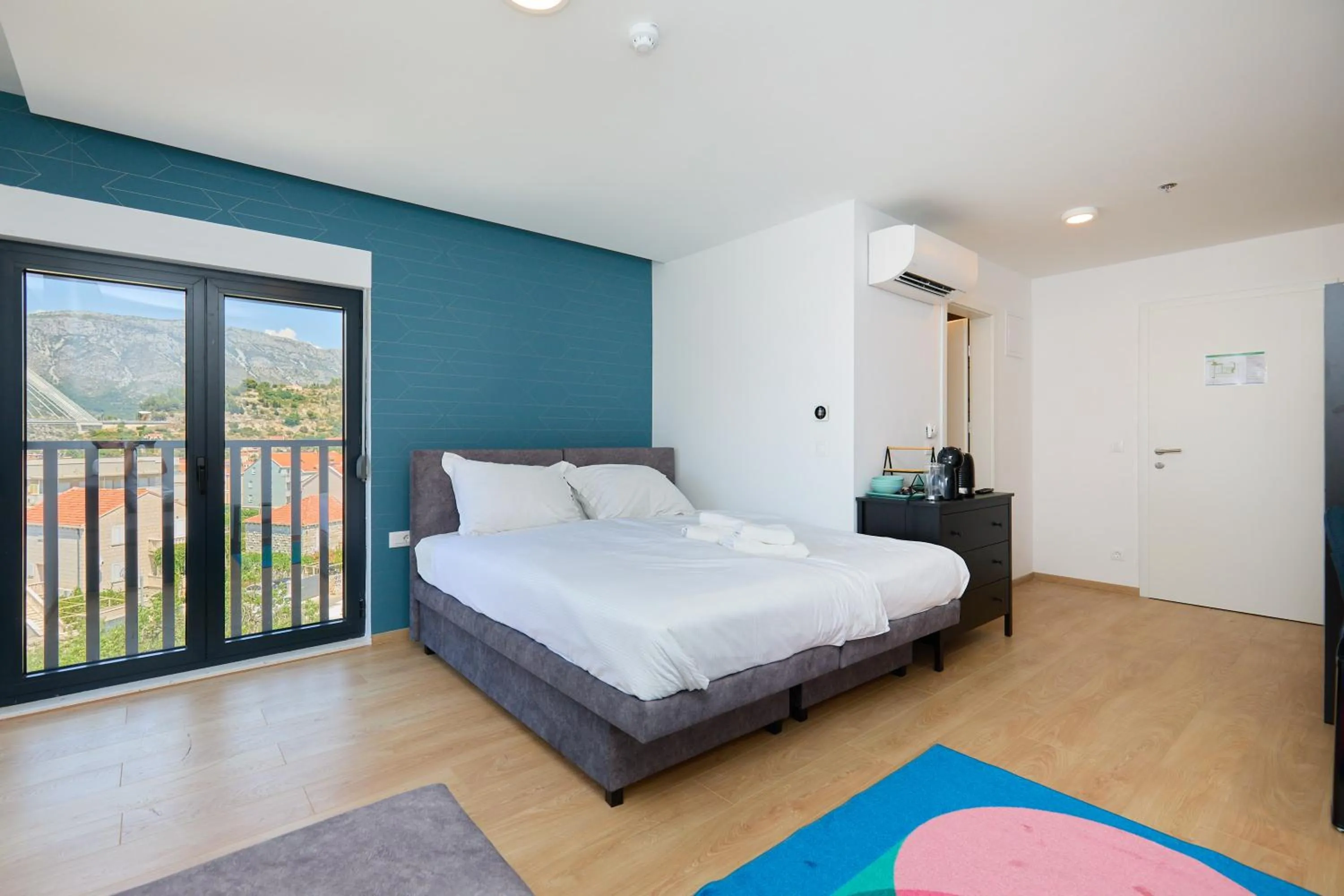 Bed in DOMINIUM CITY SUITES