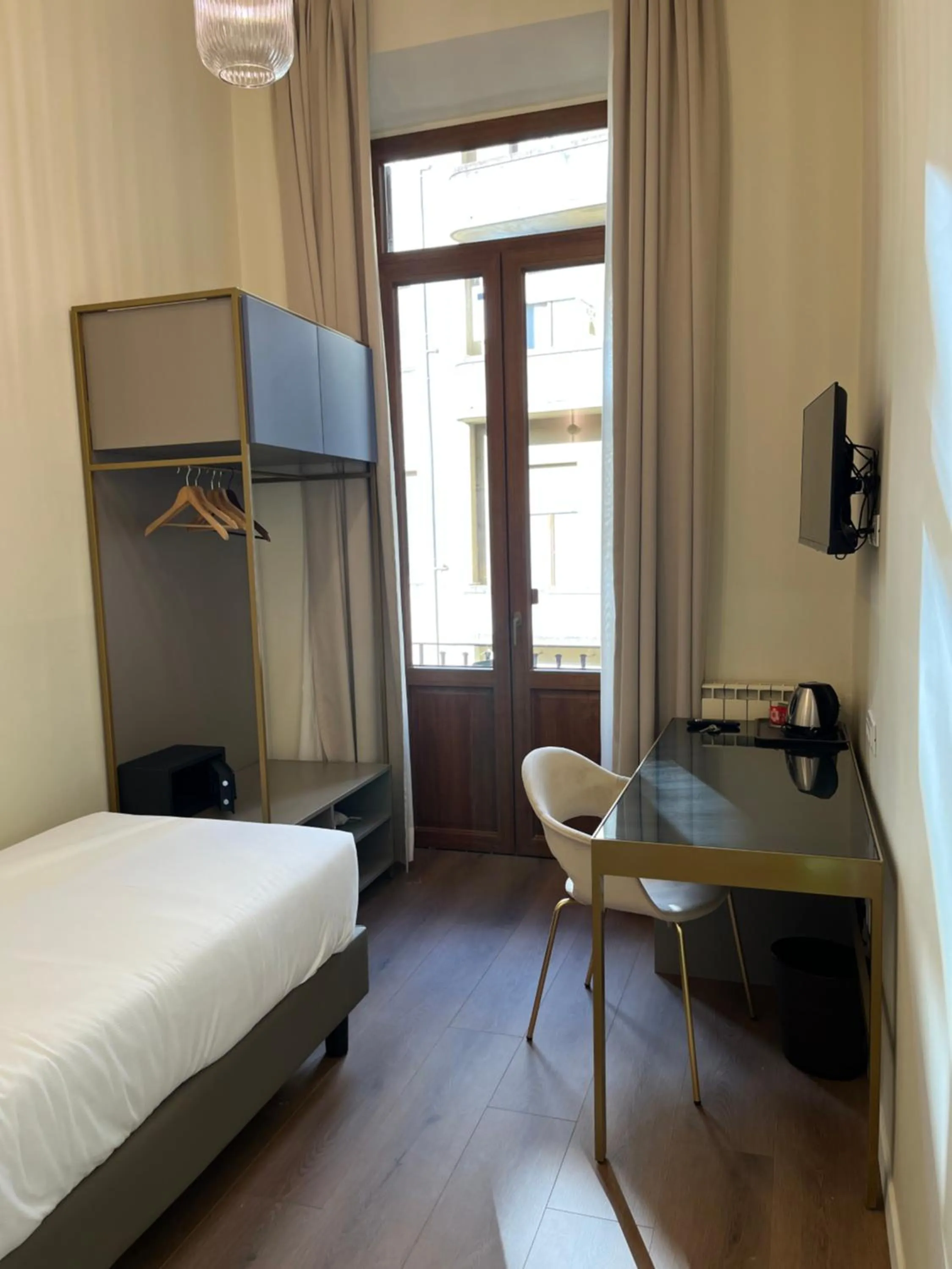 Bed in Hotel Duca D'Aosta