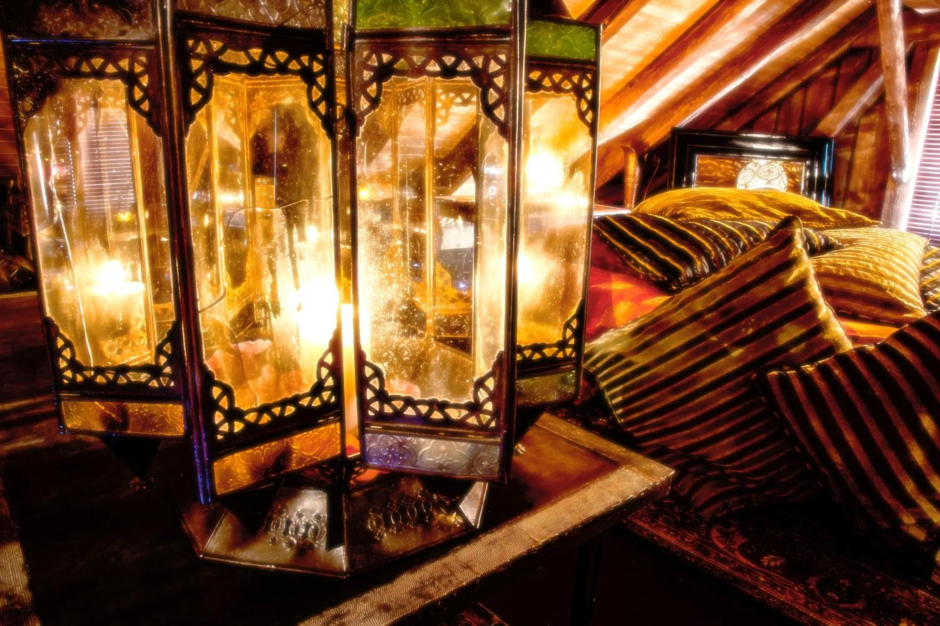 Other in Bijou Hotel / Love and Romance