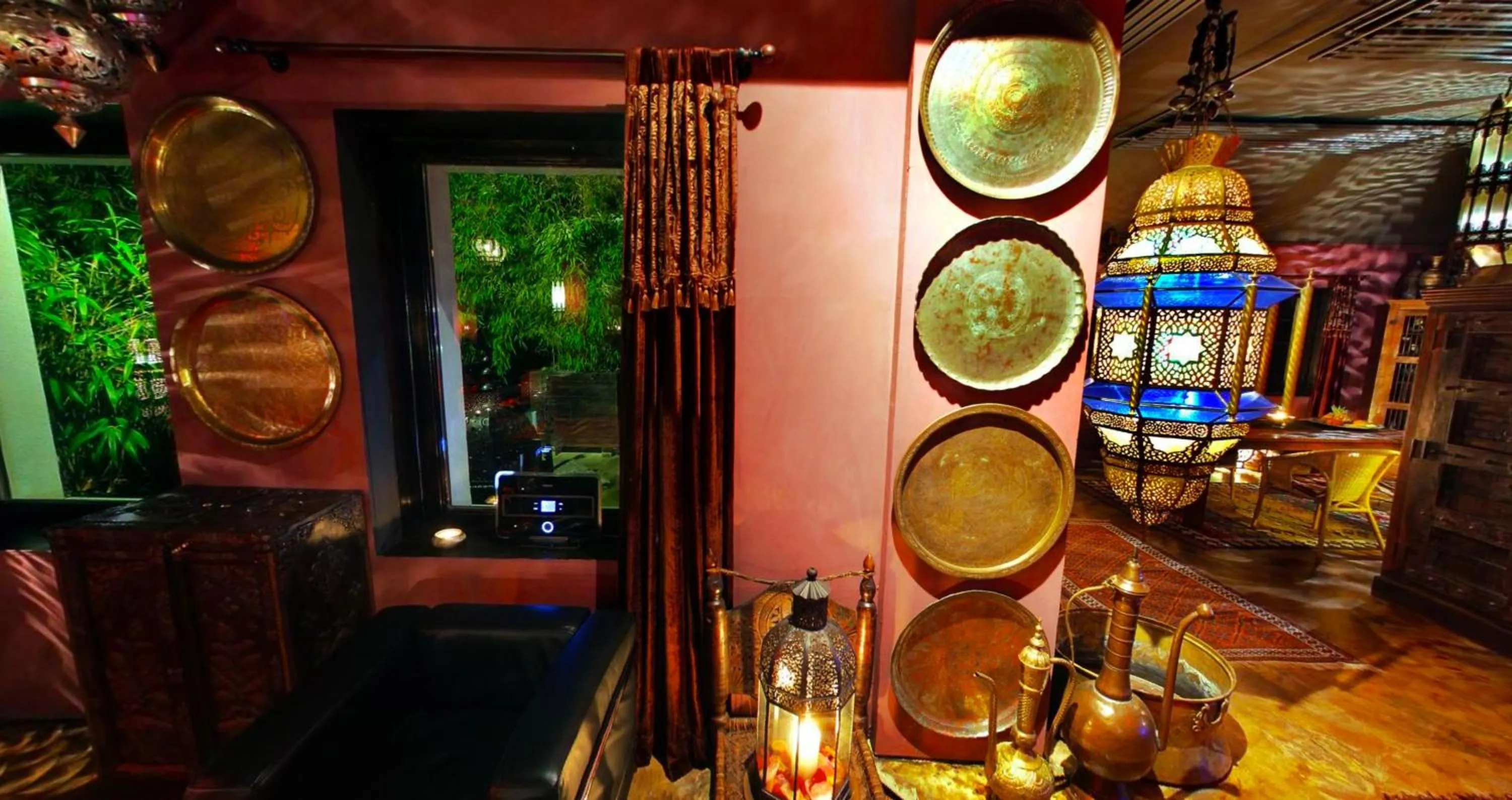 Photo of the whole room in Bijou Hotel / Love and Romance