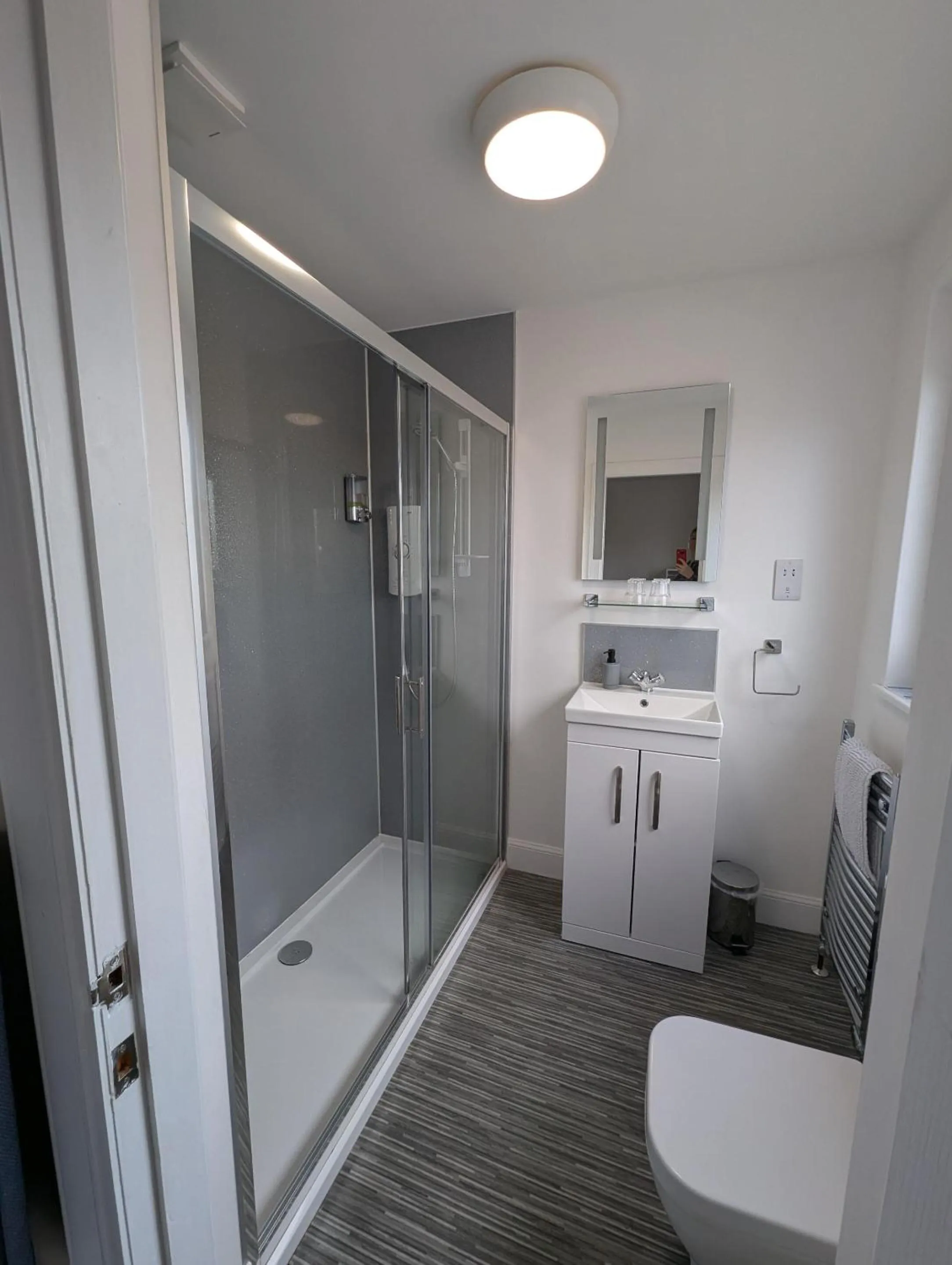 Bathroom in Old North Inn Hotel, Inverness