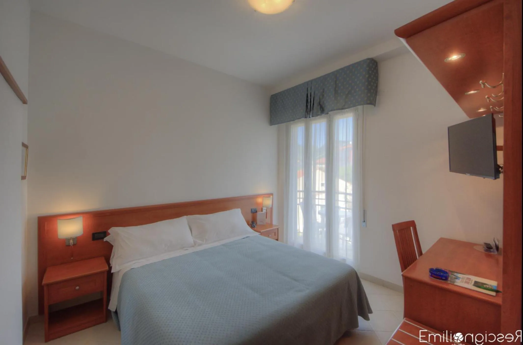 Bedroom, Bed in Hotel Noris