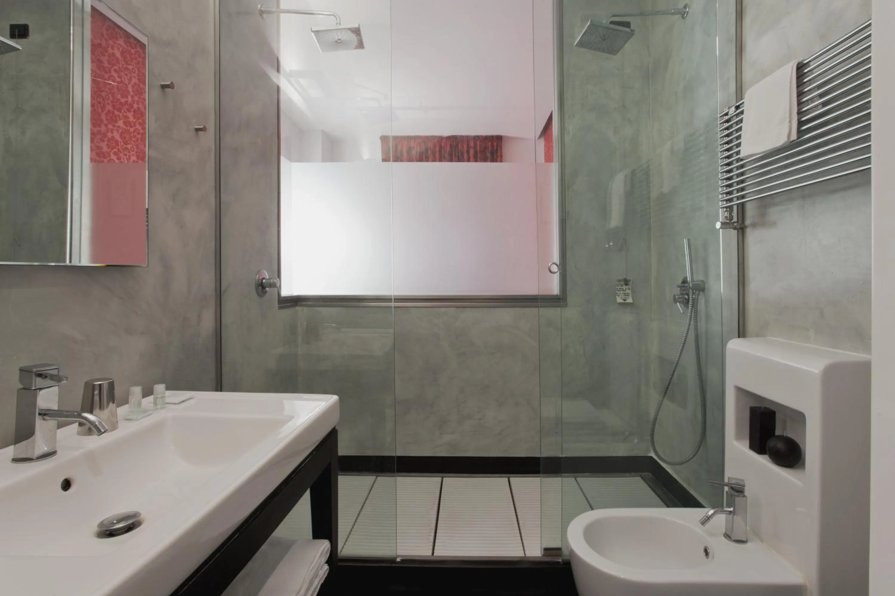 Bathroom in MA Hotel