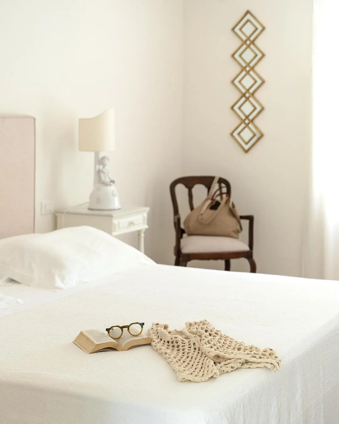 Decorative detail, Bed in Tenuta Centoporte