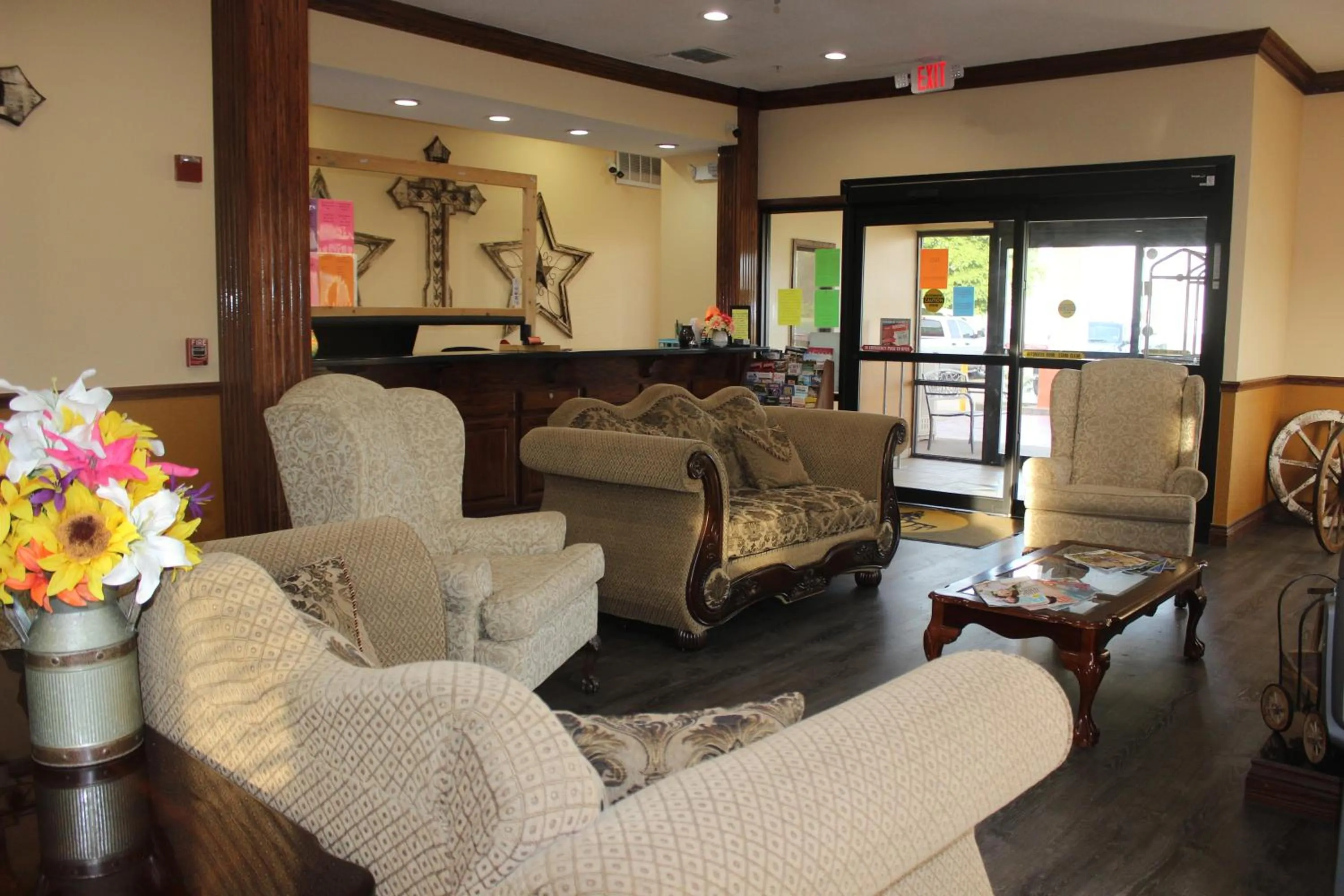 Communal lounge/ TV room in Truckerz Inn