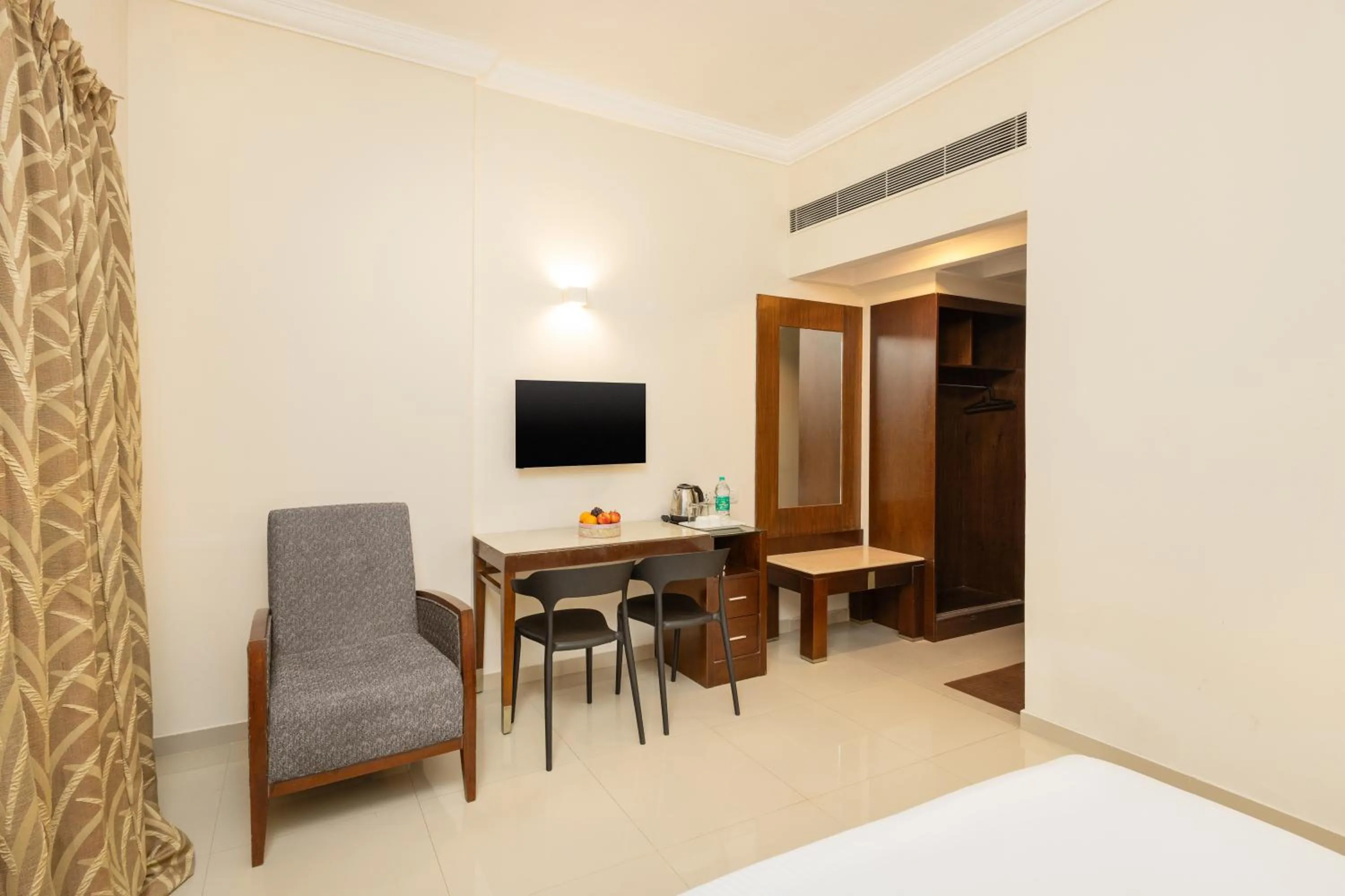 TV and multimedia in The Senate Hotel By Addon Group