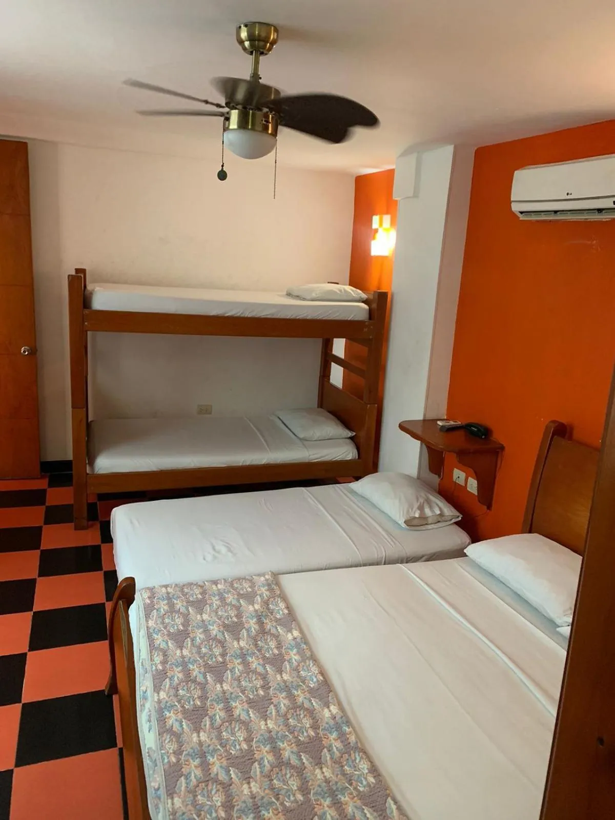 Bed in Hotel Bahia Plaza