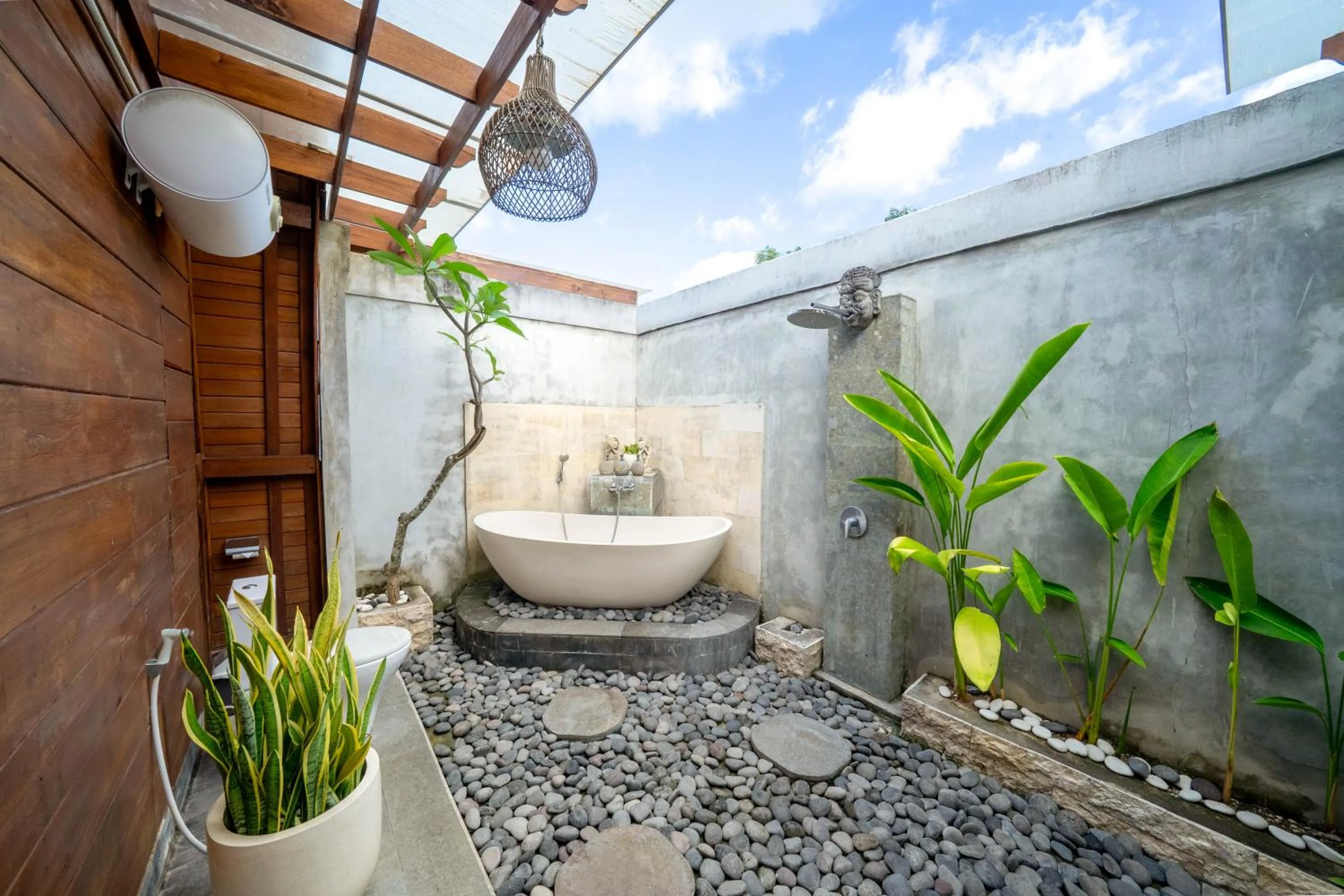 Bathroom in Innora Jungle Resort And Spa