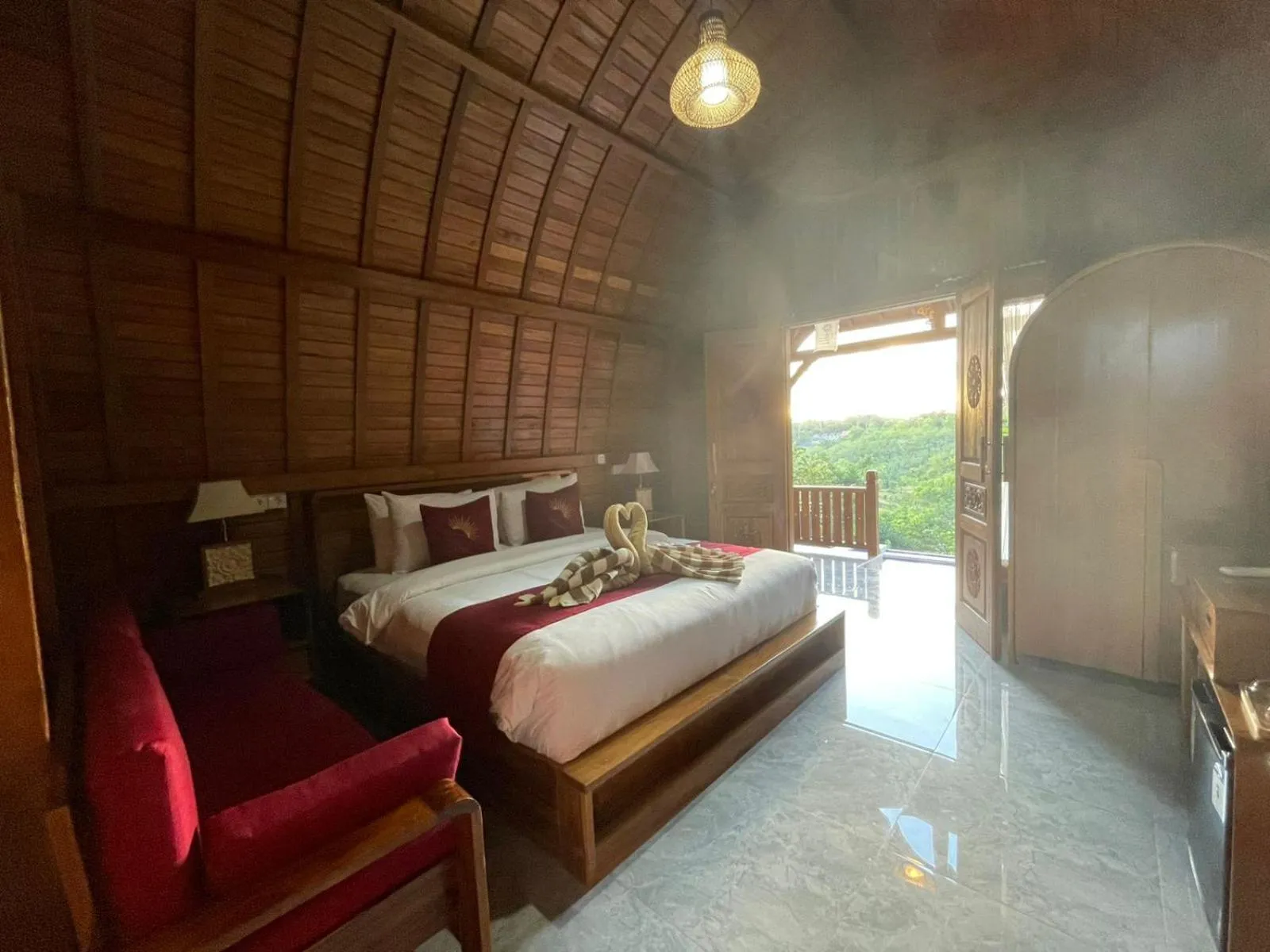 Bed in Innora Jungle Resort And Spa