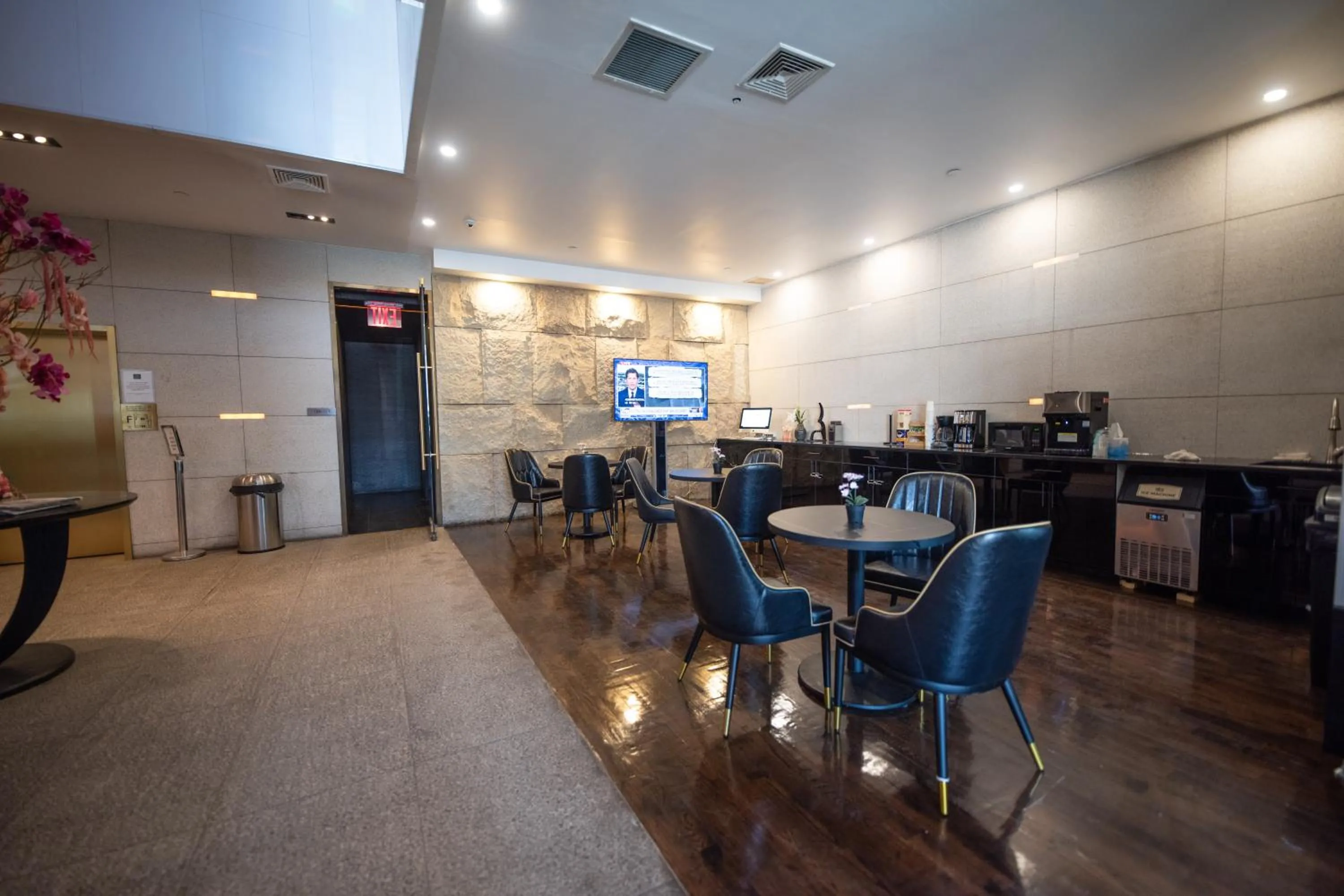 Lobby or reception in The One Boutique Hotel