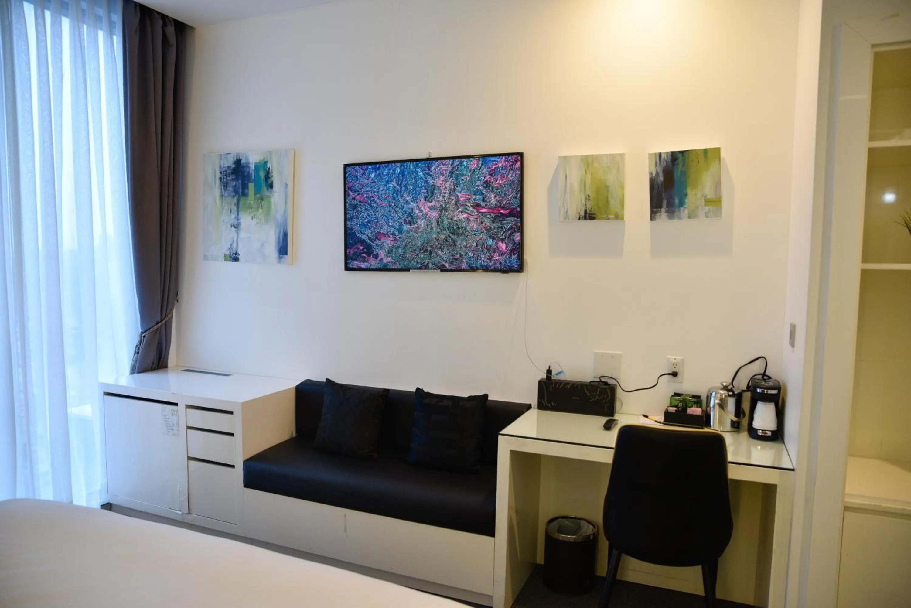 TV and multimedia in The One Boutique Hotel