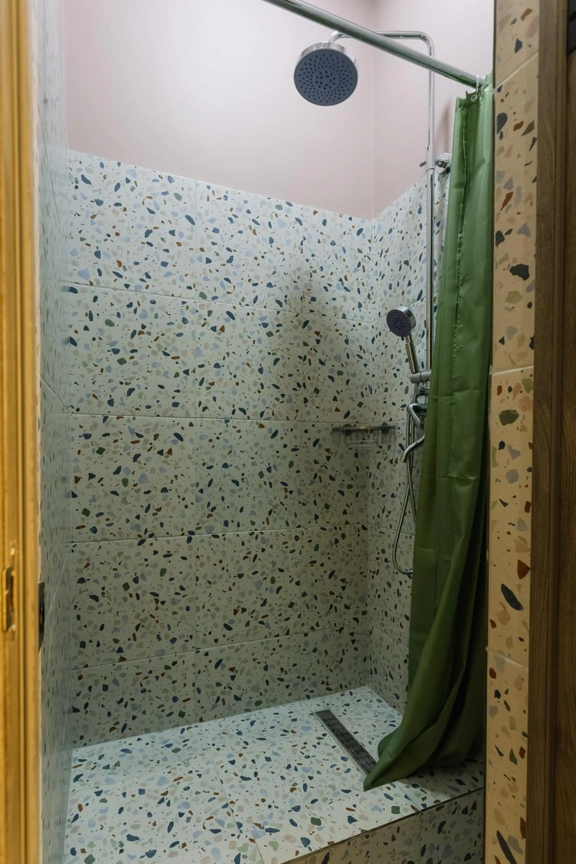 Bathroom in DOMA HOSTEL