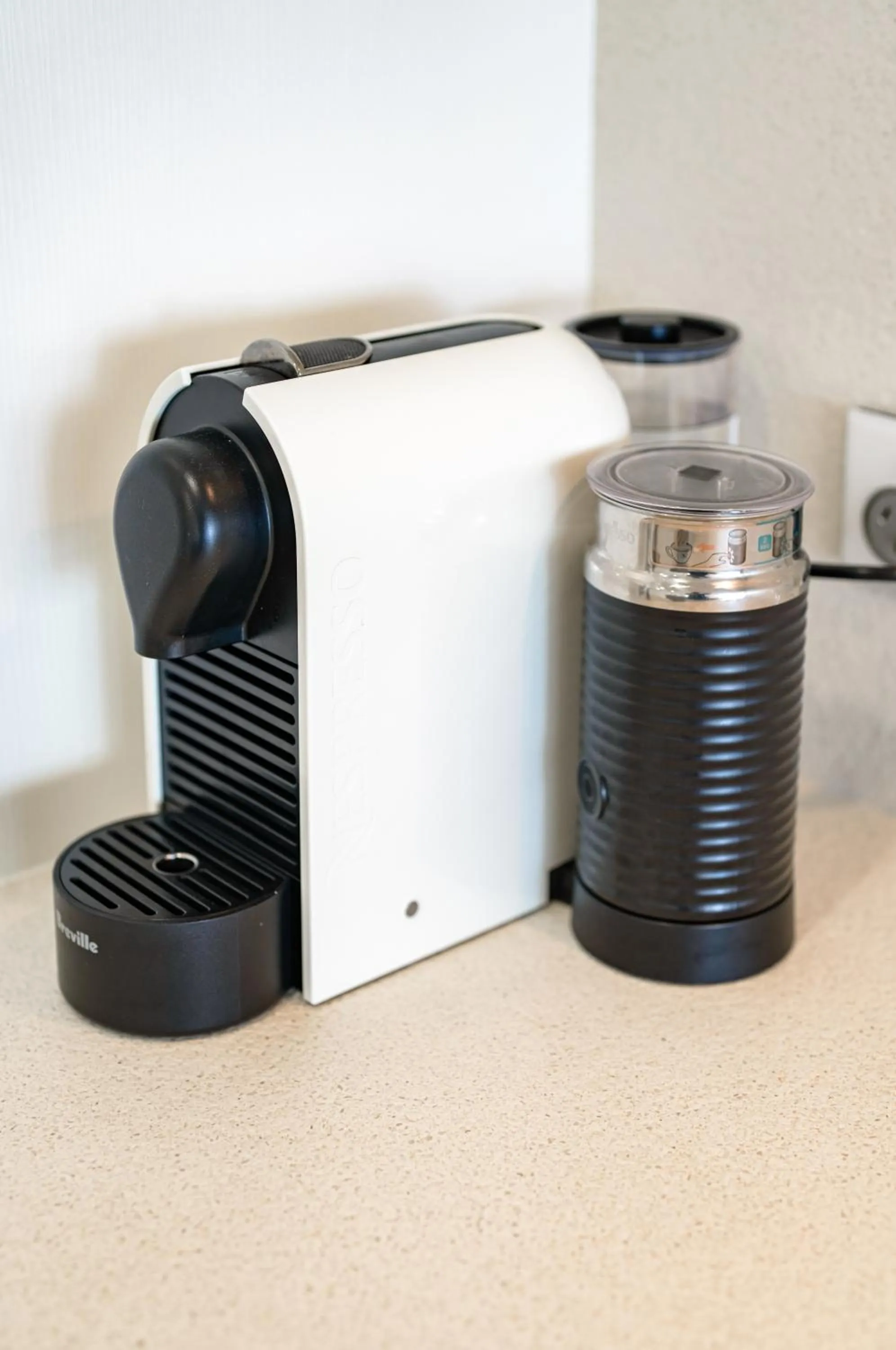 Coffee/tea facilities in Sea Pearl A1 Beach Resort