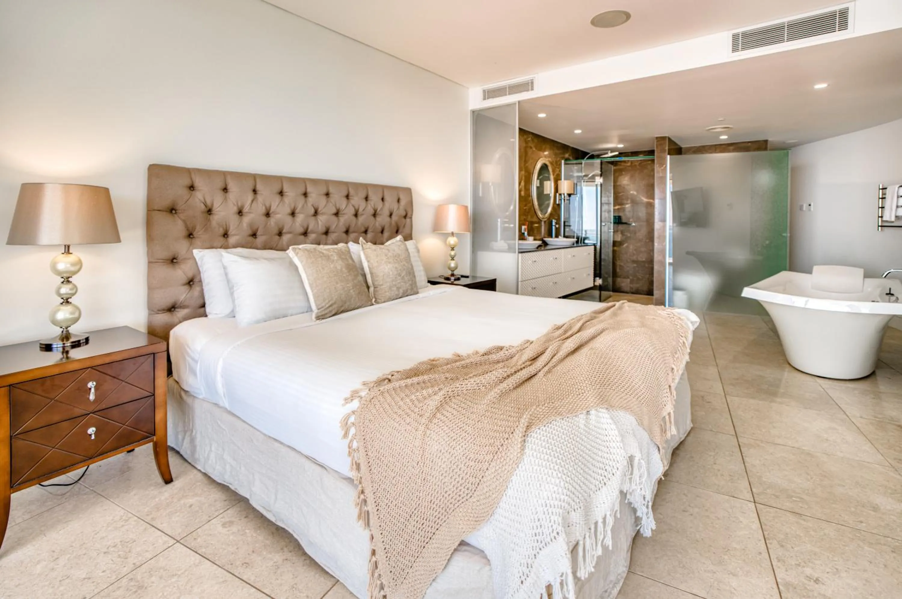 Bed in Sea Pearl A1 Beach Resort