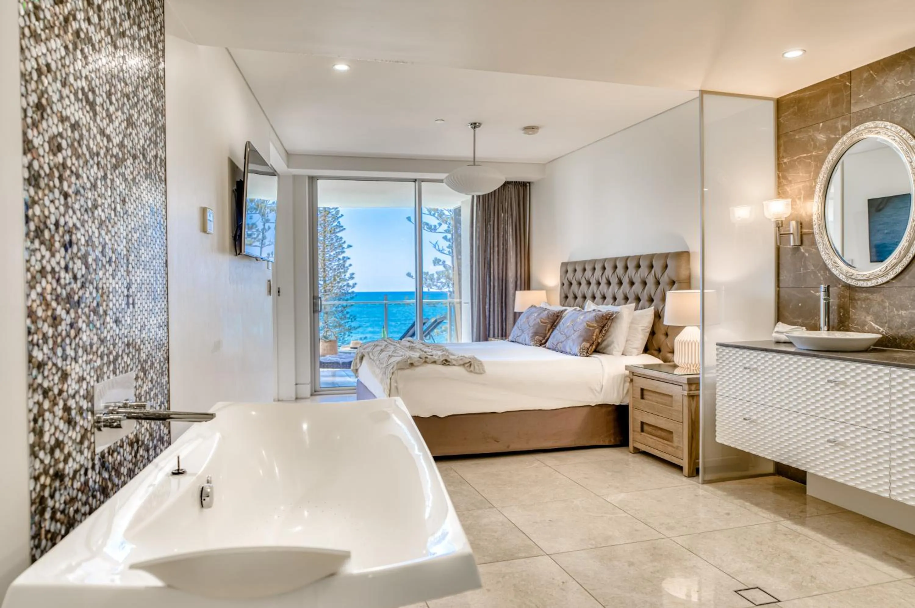 Bed in Sea Pearl A1 Beach Resort