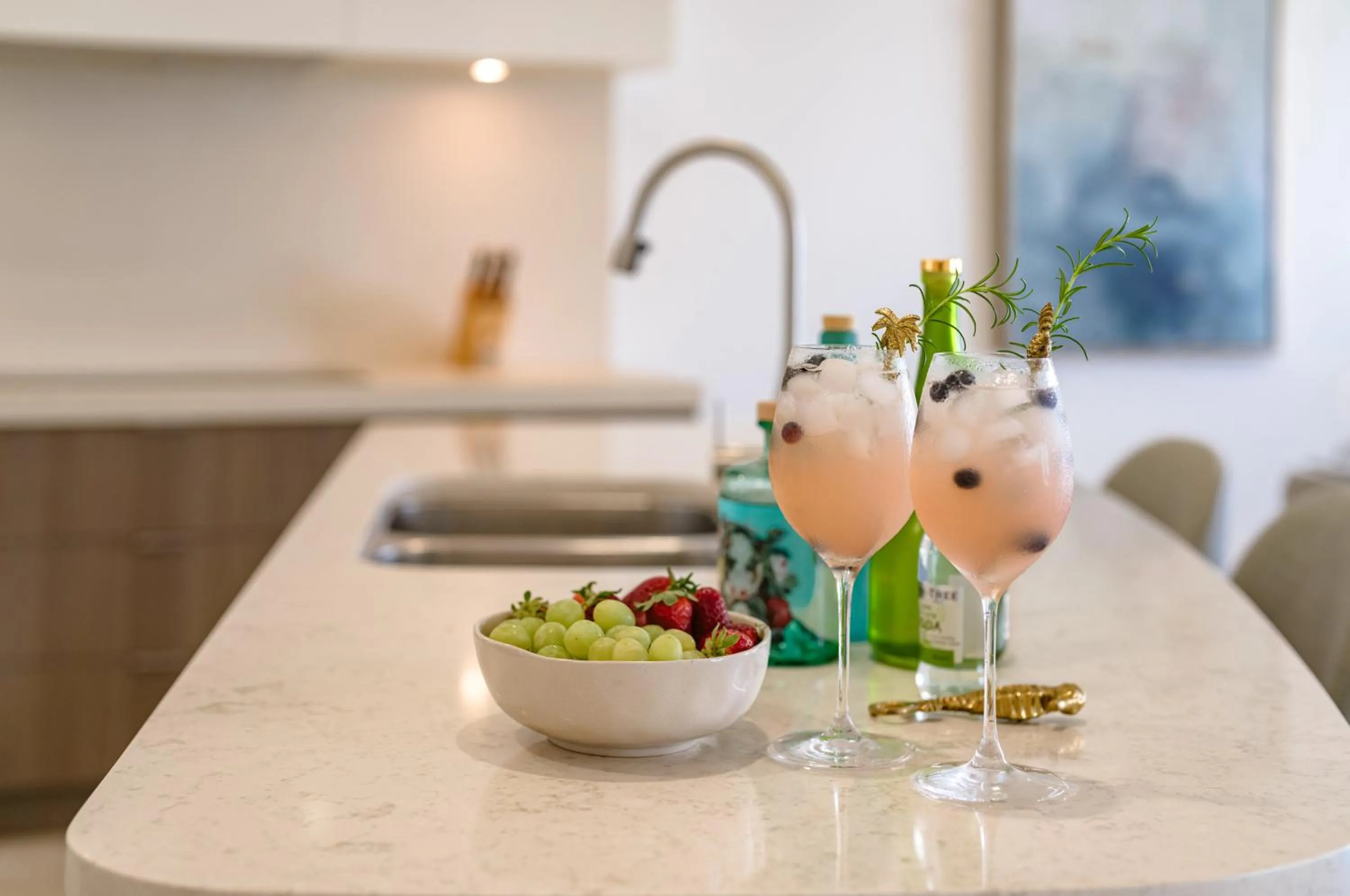 Kitchen or kitchenette in Sea Pearl A1 Beach Resort