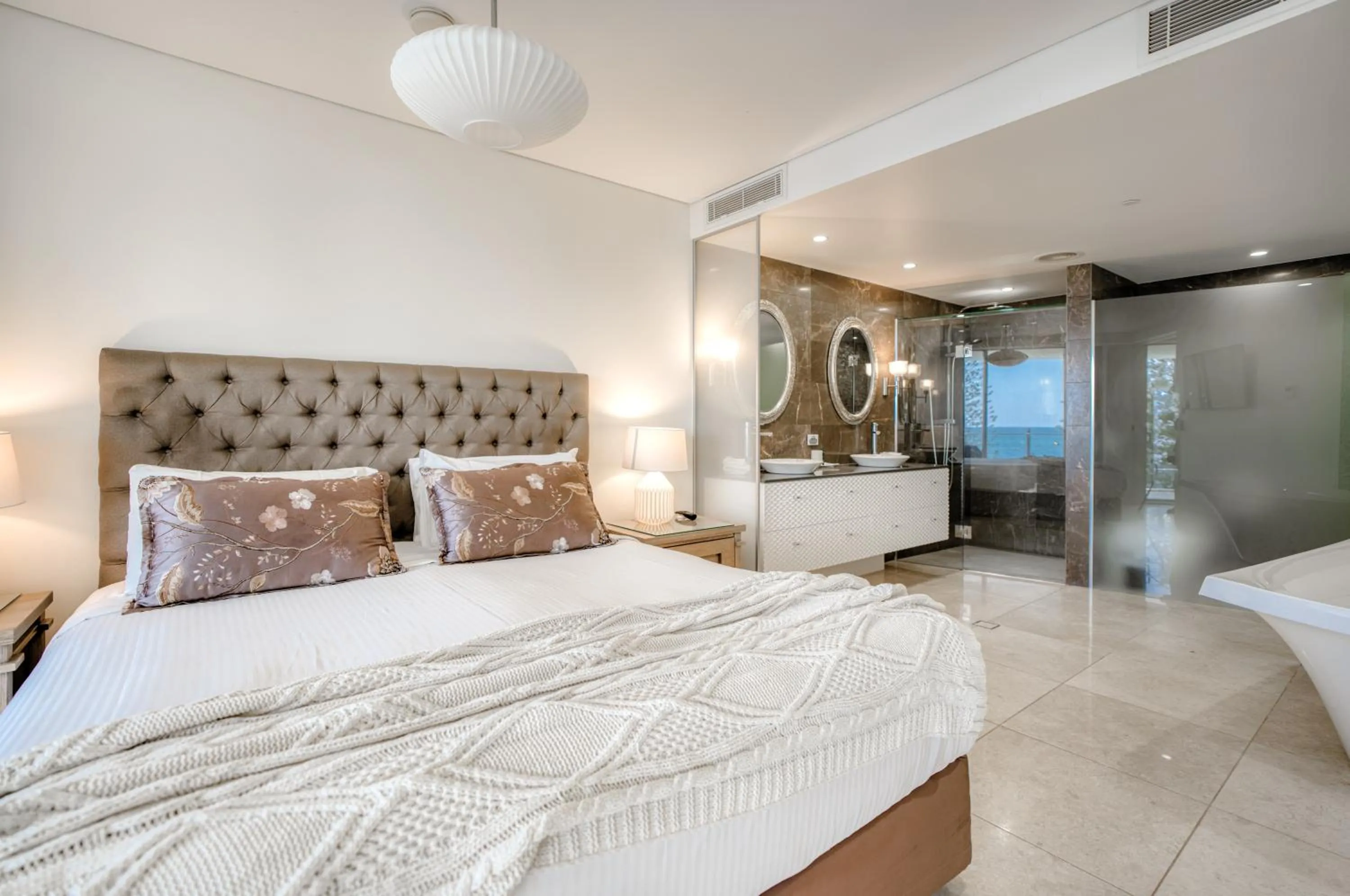 Bed in Sea Pearl A1 Beach Resort