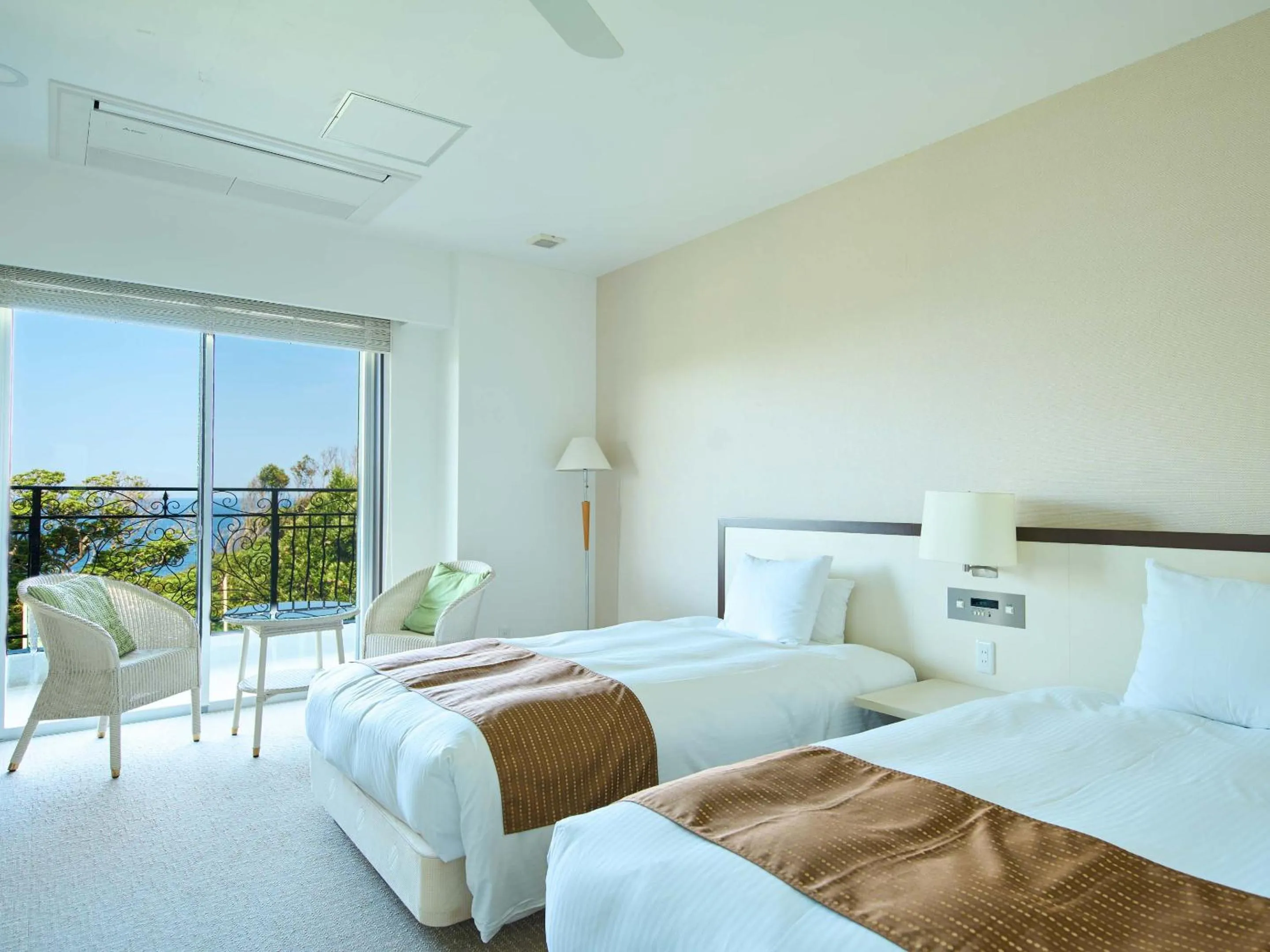 Photo of the whole room, Bed in Hotel Holistic Resort Wakayama