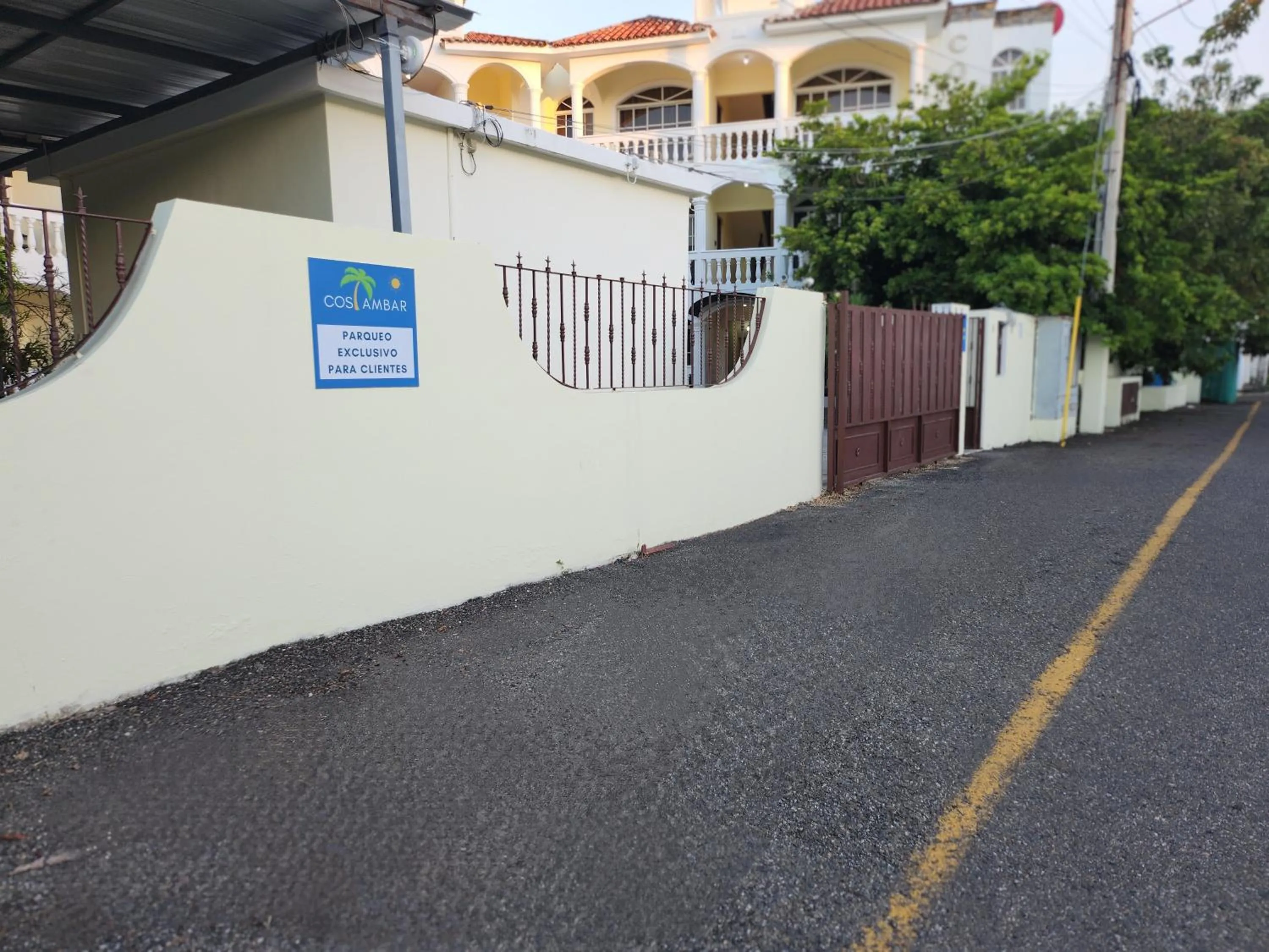 Parking in Costambar