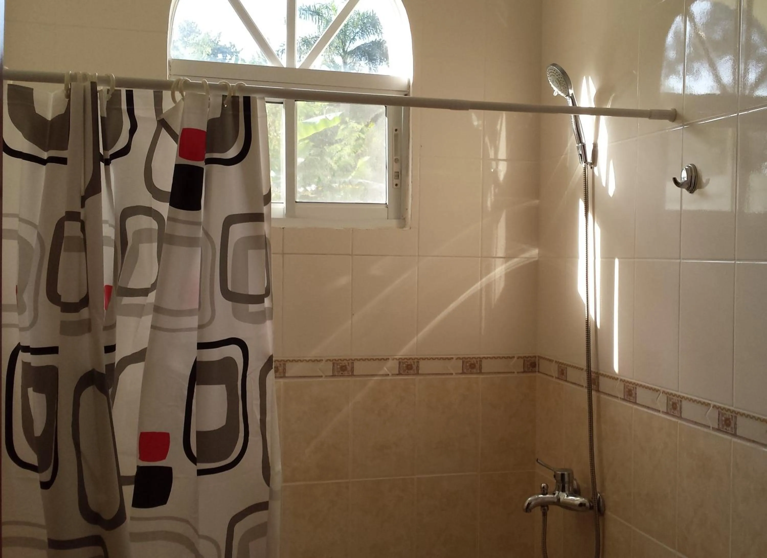 Bathroom in Costambar