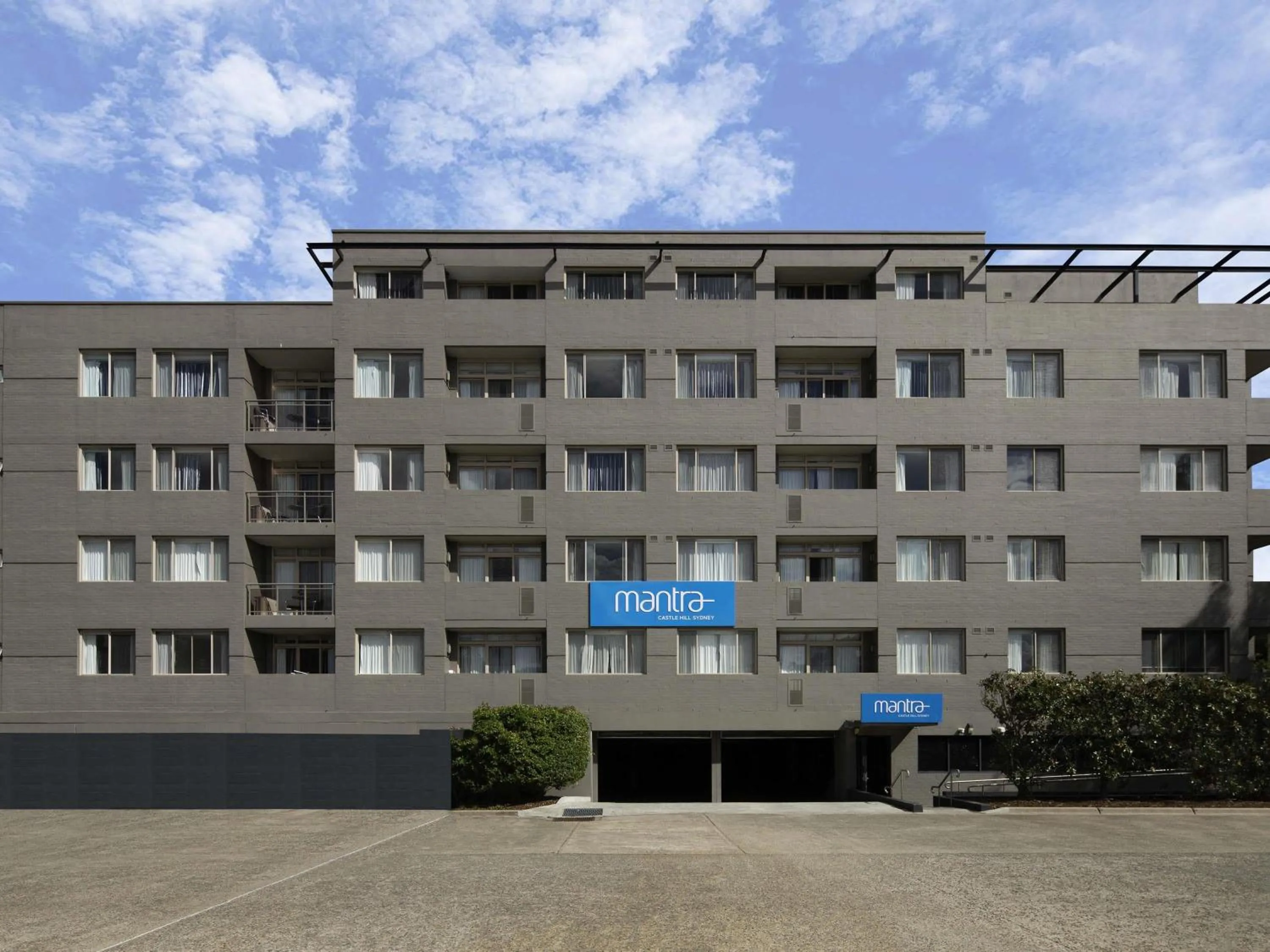 Property building in Mantra Castle Hill Sydney, an Accor Hotel