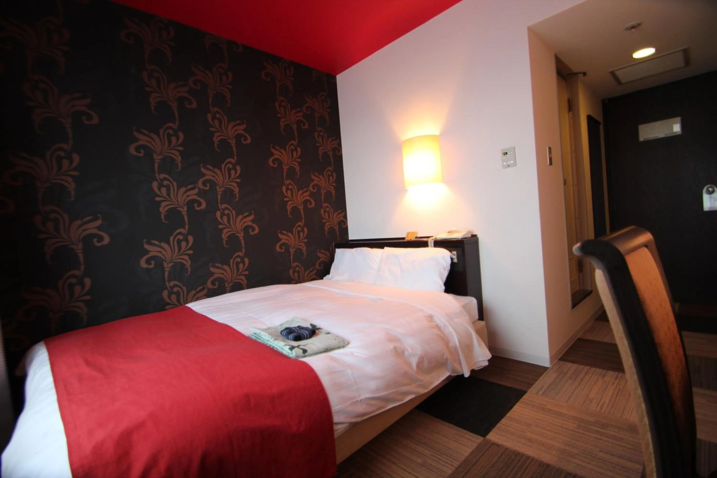 Photo of the whole room, Bed in Select Royal Yatsushiro