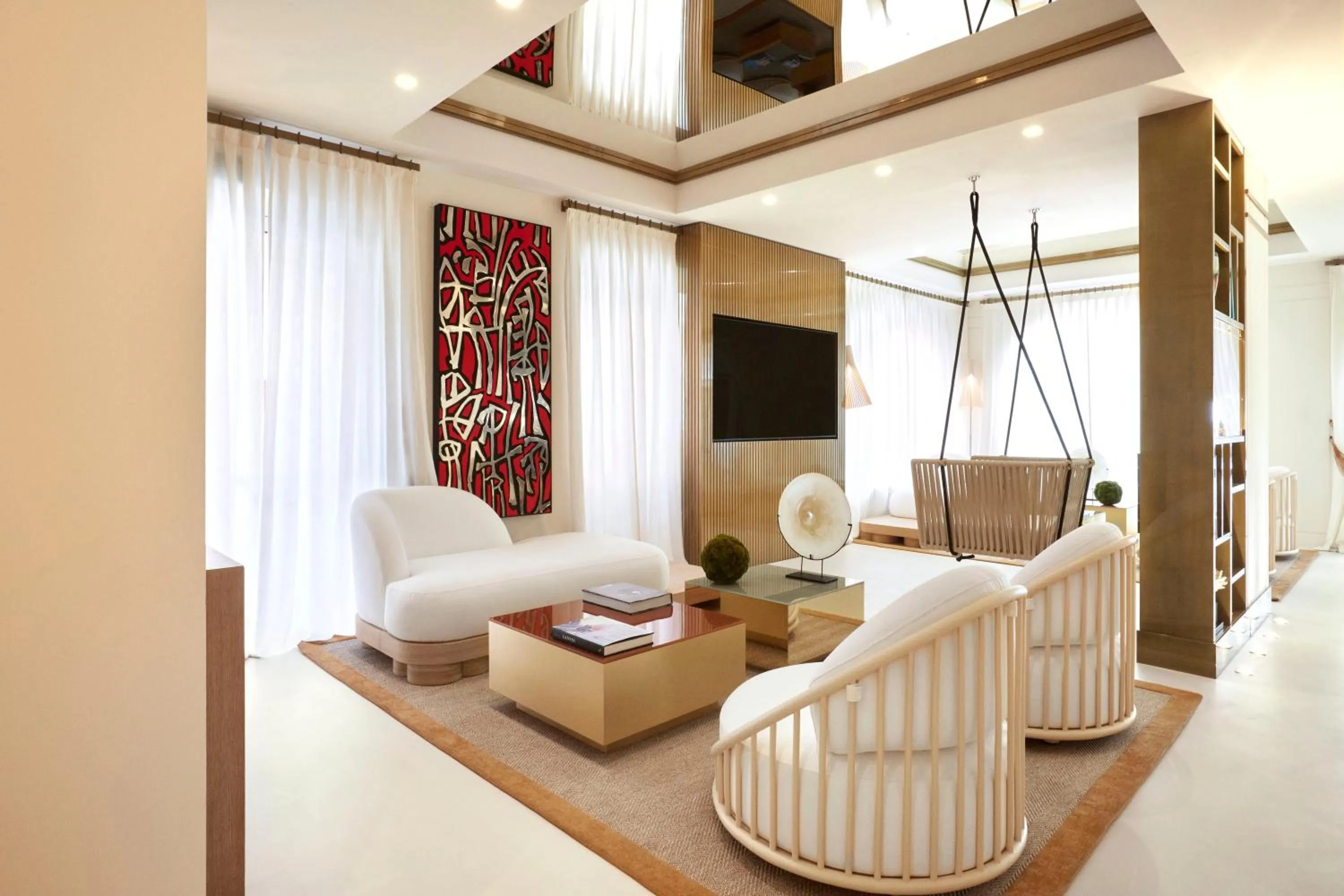 Seating area in Eight Hotel Paraggi