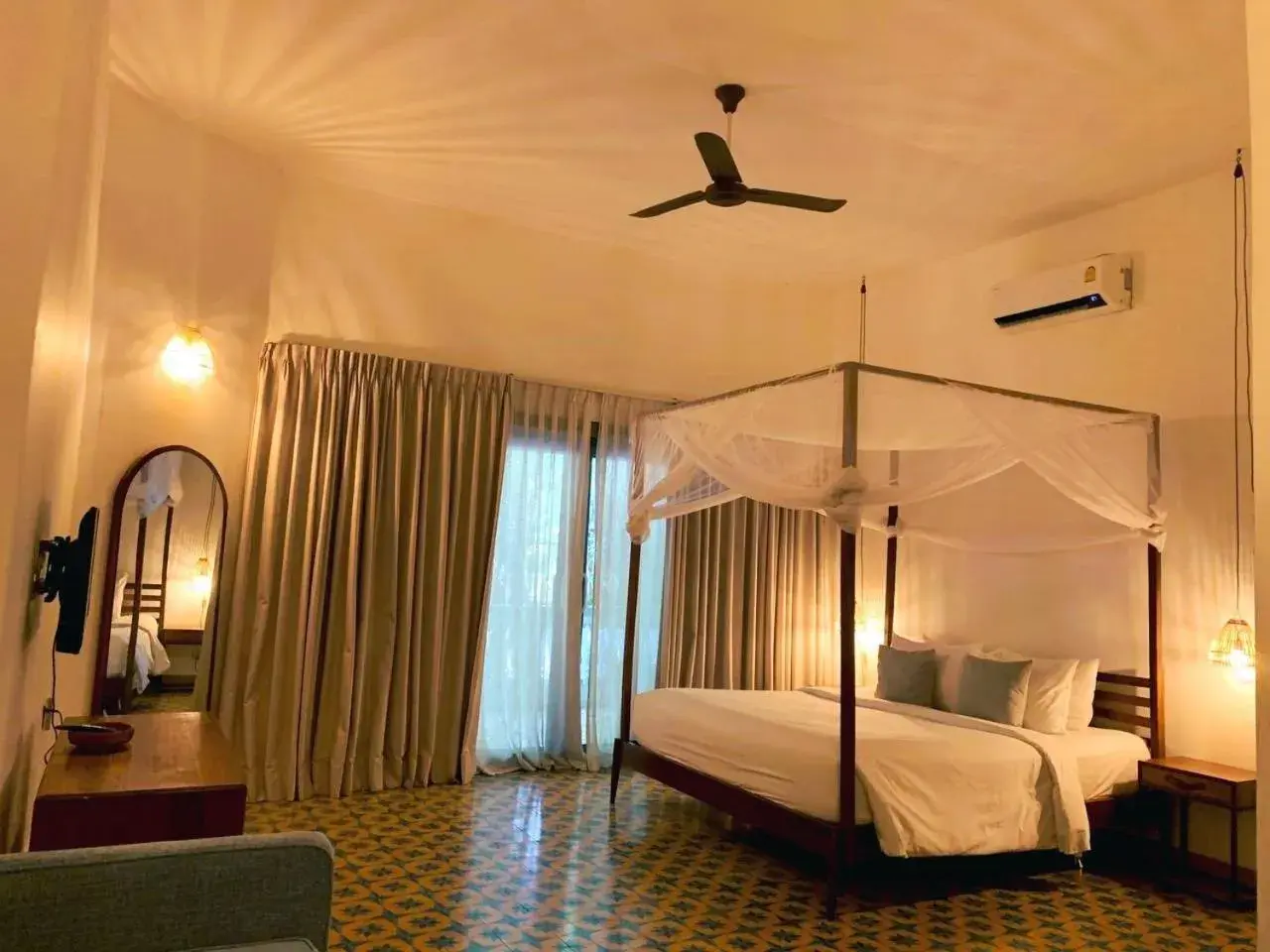 Jungle Deluxe in Jungle Addition Jungle Deluxe in Jungle Addition