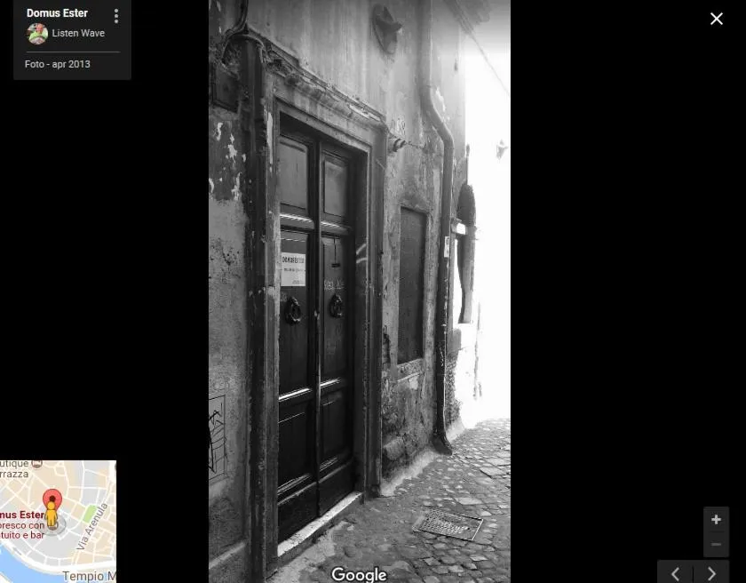 Property building in Domus Ester