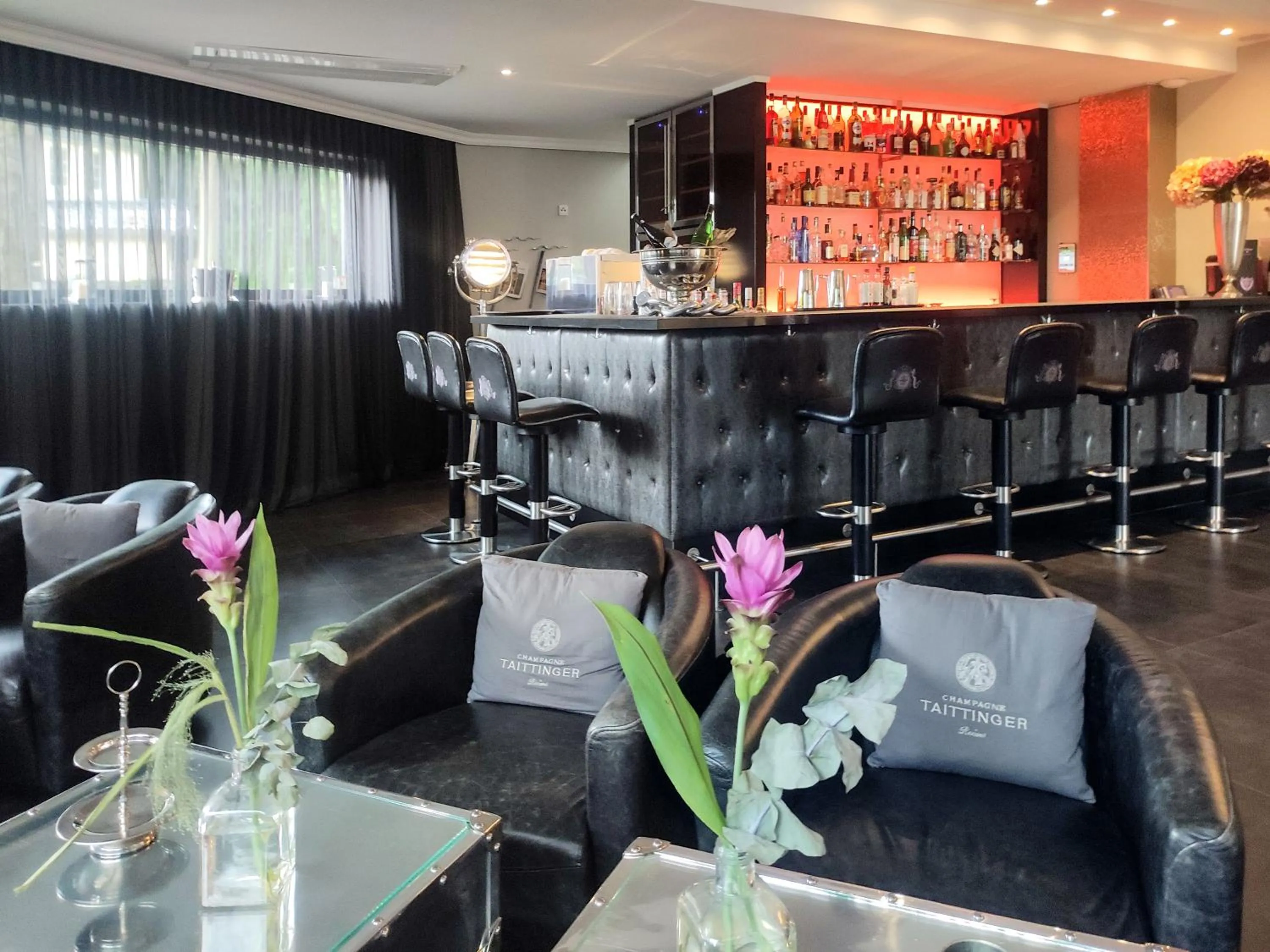Lounge or bar in Villahotel Rheinblick