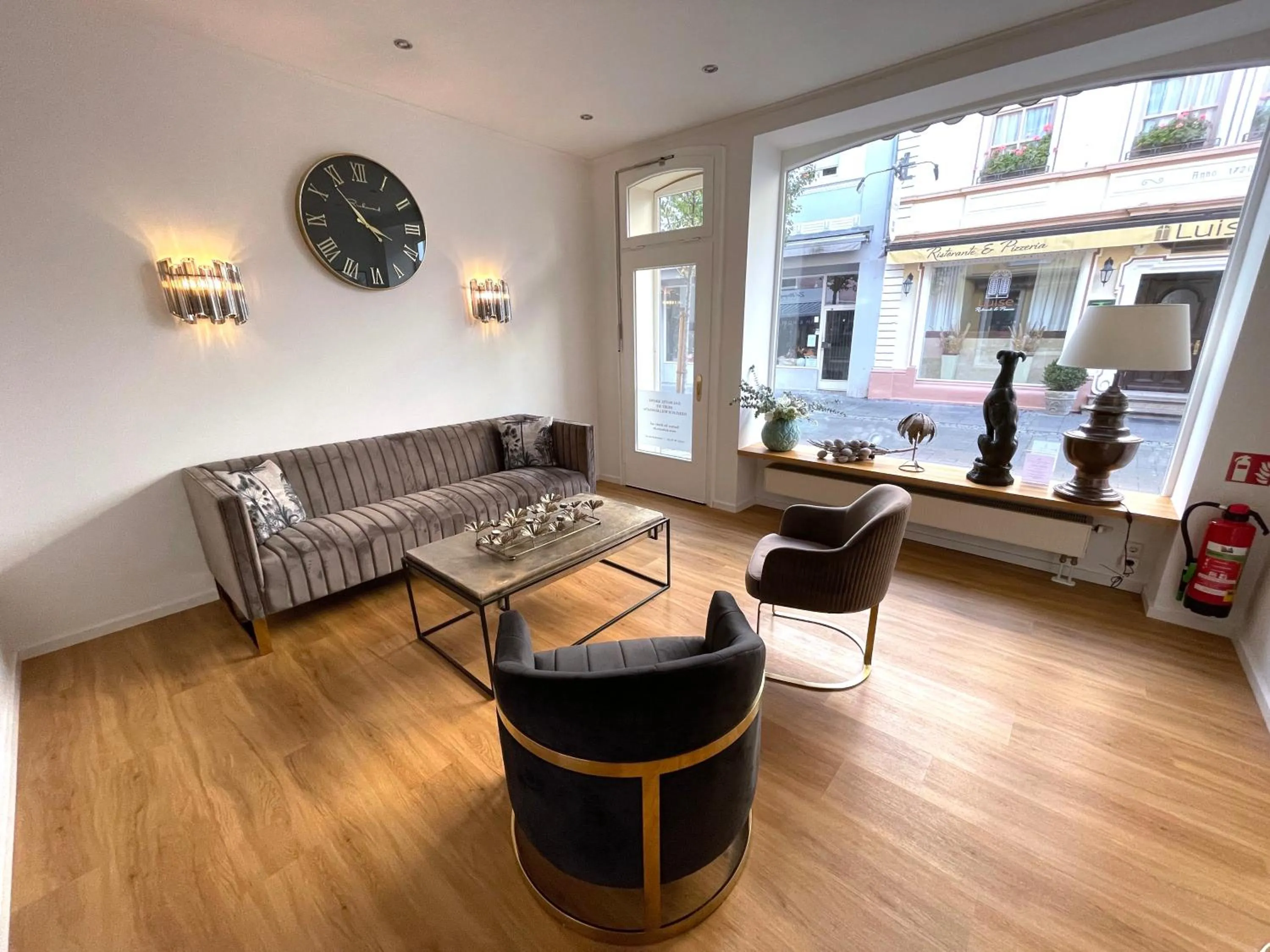 Lobby or reception in Das Hotel Krone