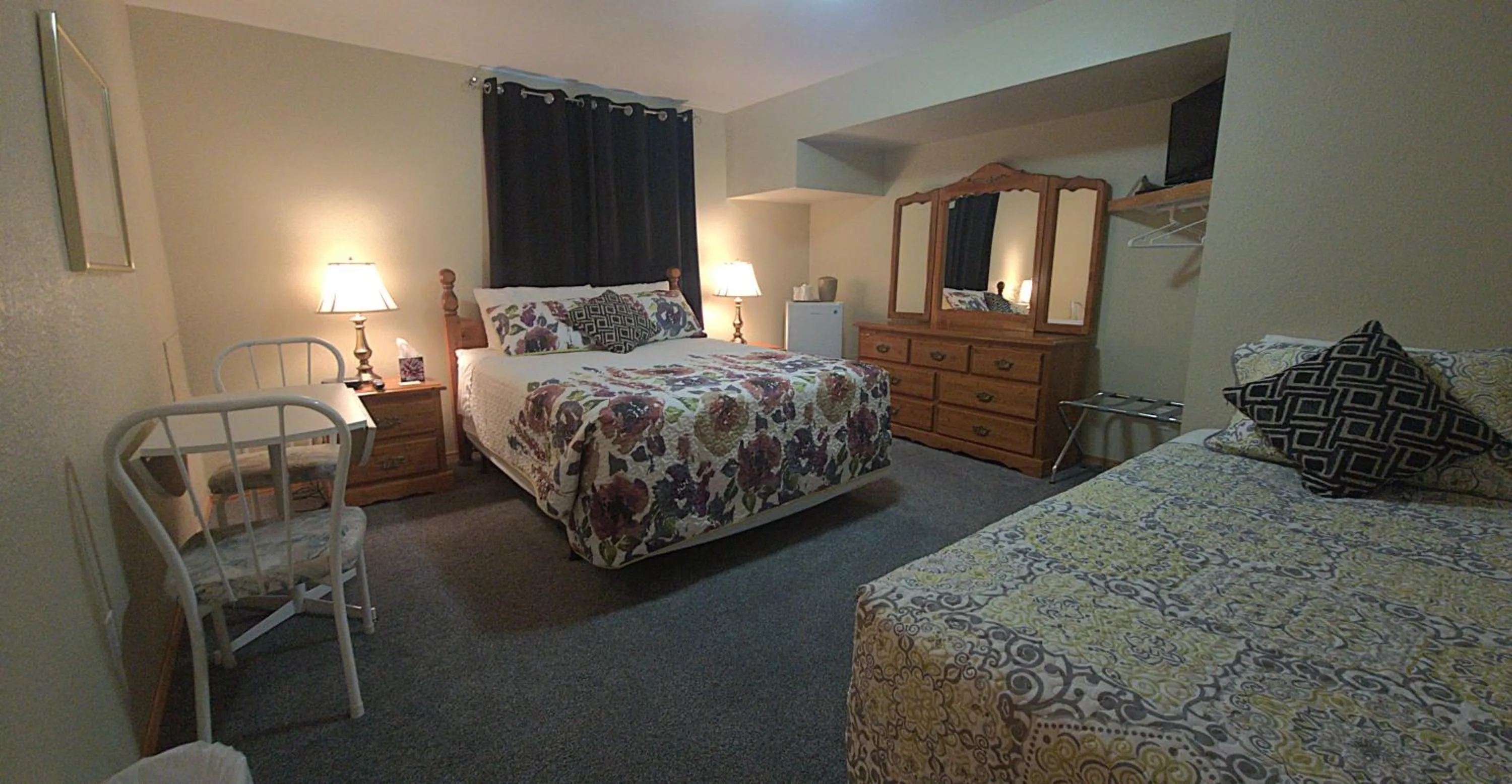 NEWCASTLE COUNTRY INN