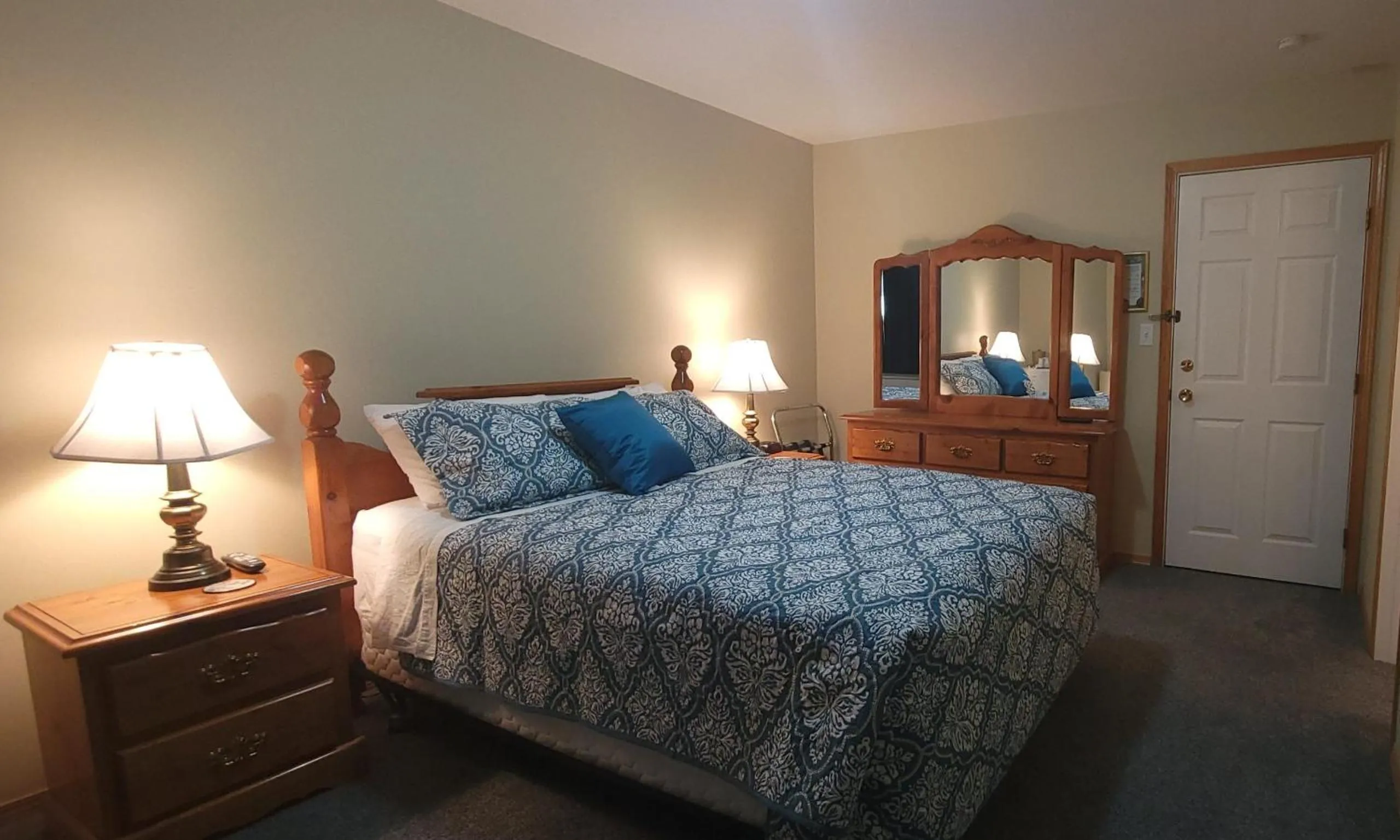 NEWCASTLE COUNTRY INN