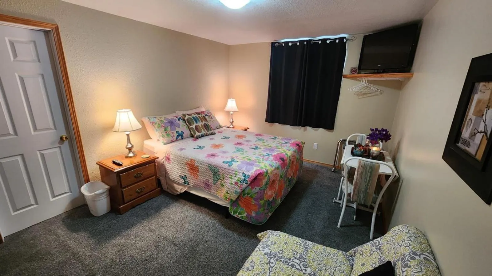 NEWCASTLE COUNTRY INN