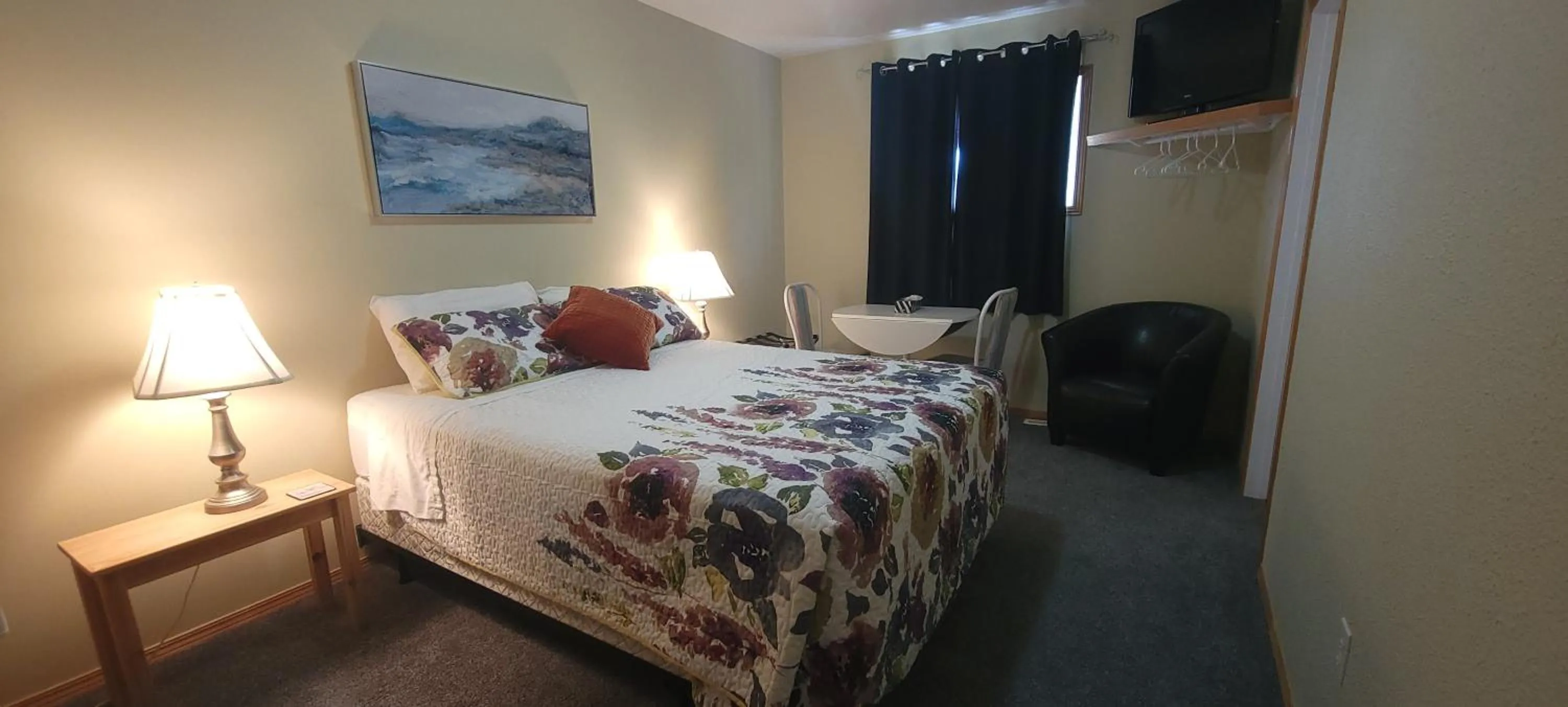 NEWCASTLE COUNTRY INN