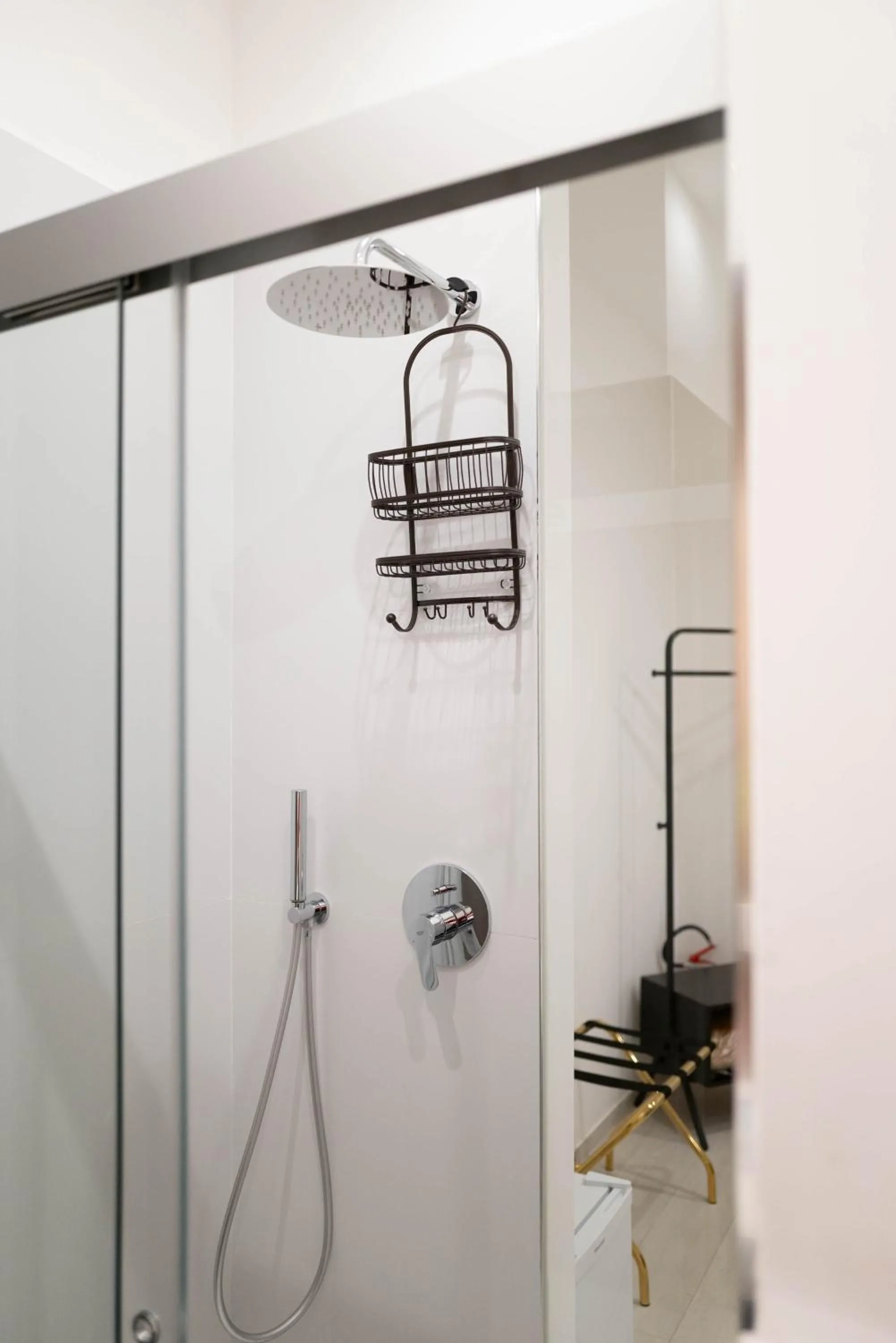 Shower in Vivarum b&b