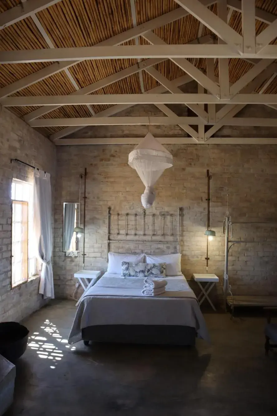 Chalet - single occupancy in Wolvekraal Guest Farm Chalet - single occupancy in Wolvekraal Guest Farm