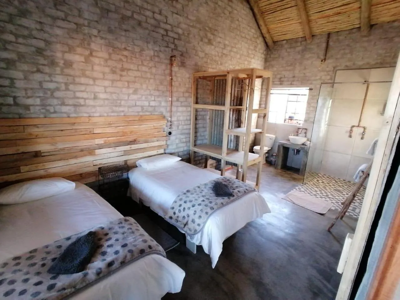 Photo of the whole room, Bed in Wolvekraal Guest Farm