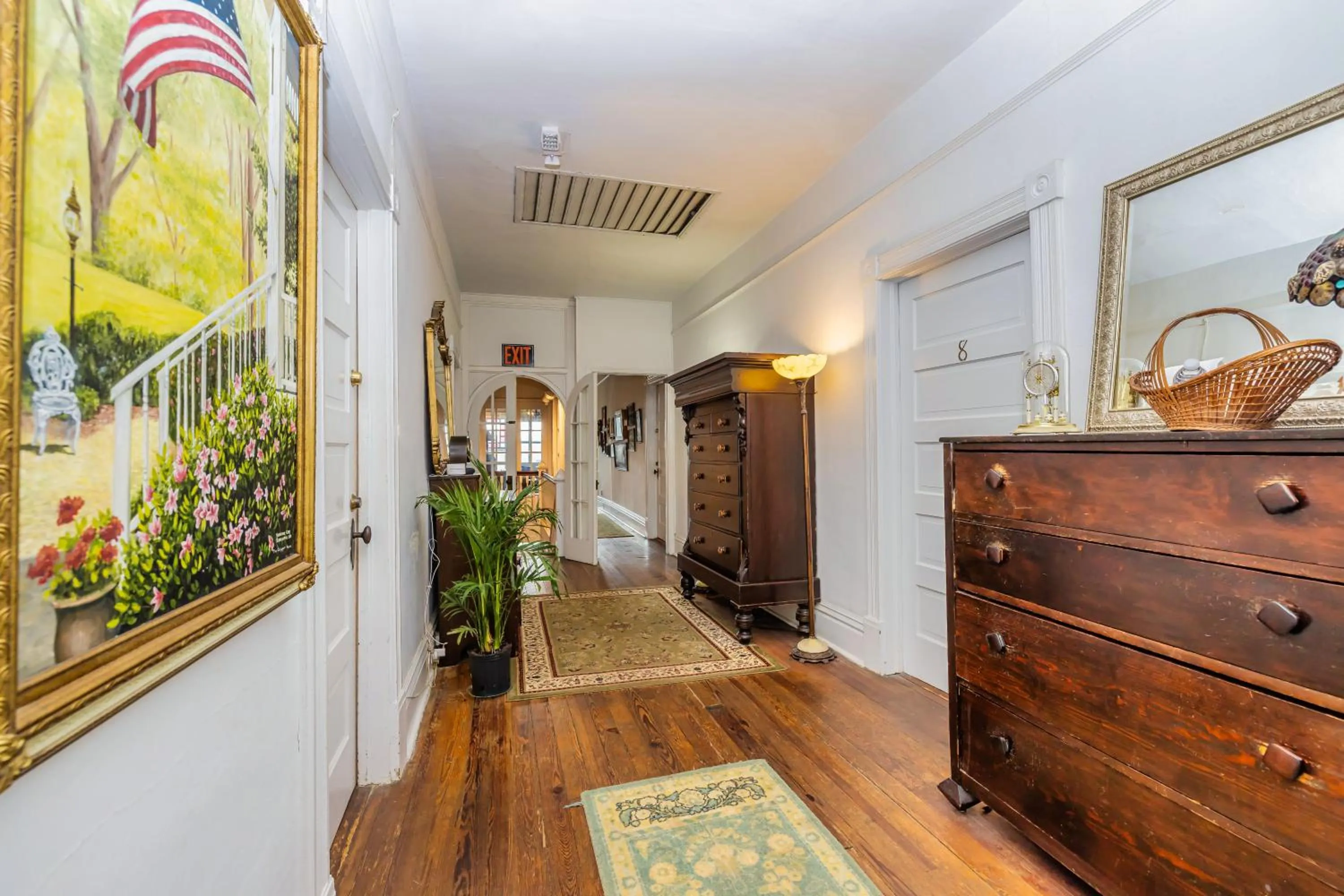 Veranda Historic Inn