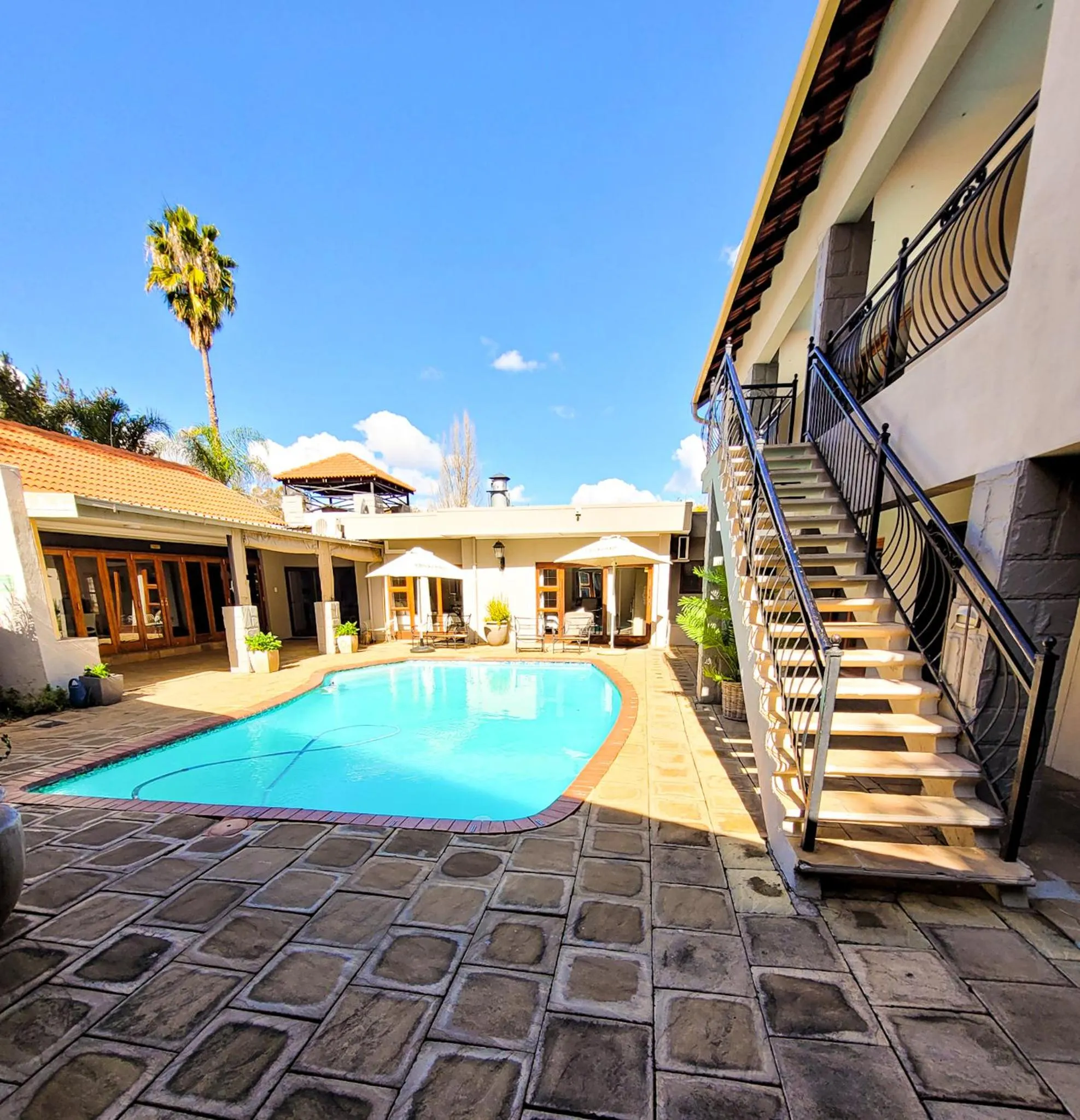 Swimming pool in Solo Gracia Guesthouse