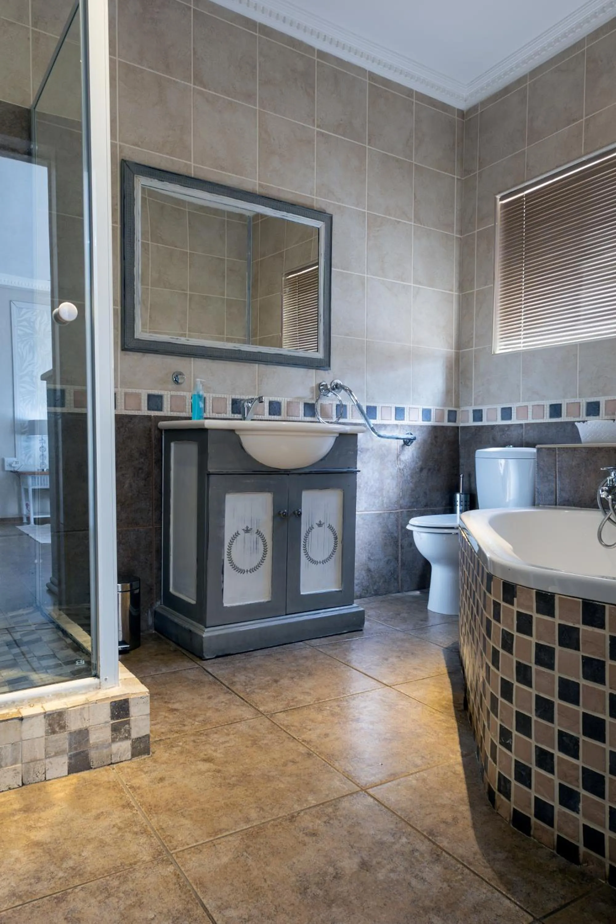 Shower in Solo Gracia Guesthouse