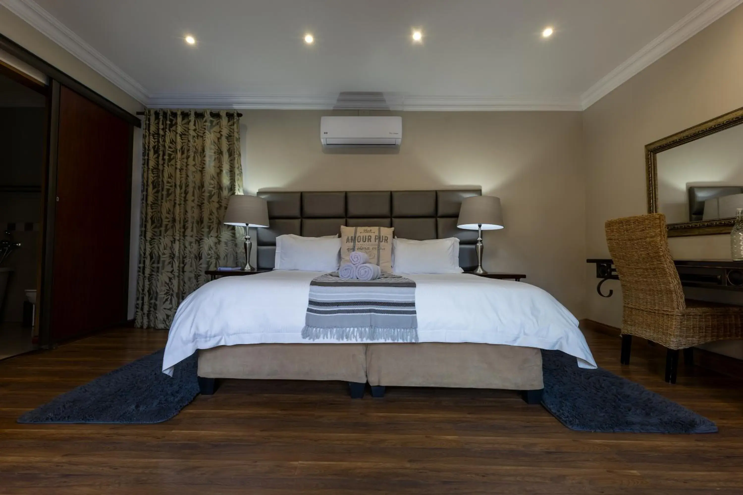 Standard Twin Room in Solo Gracia Guesthouse Standard Twin Room in Solo Gracia Guesthouse