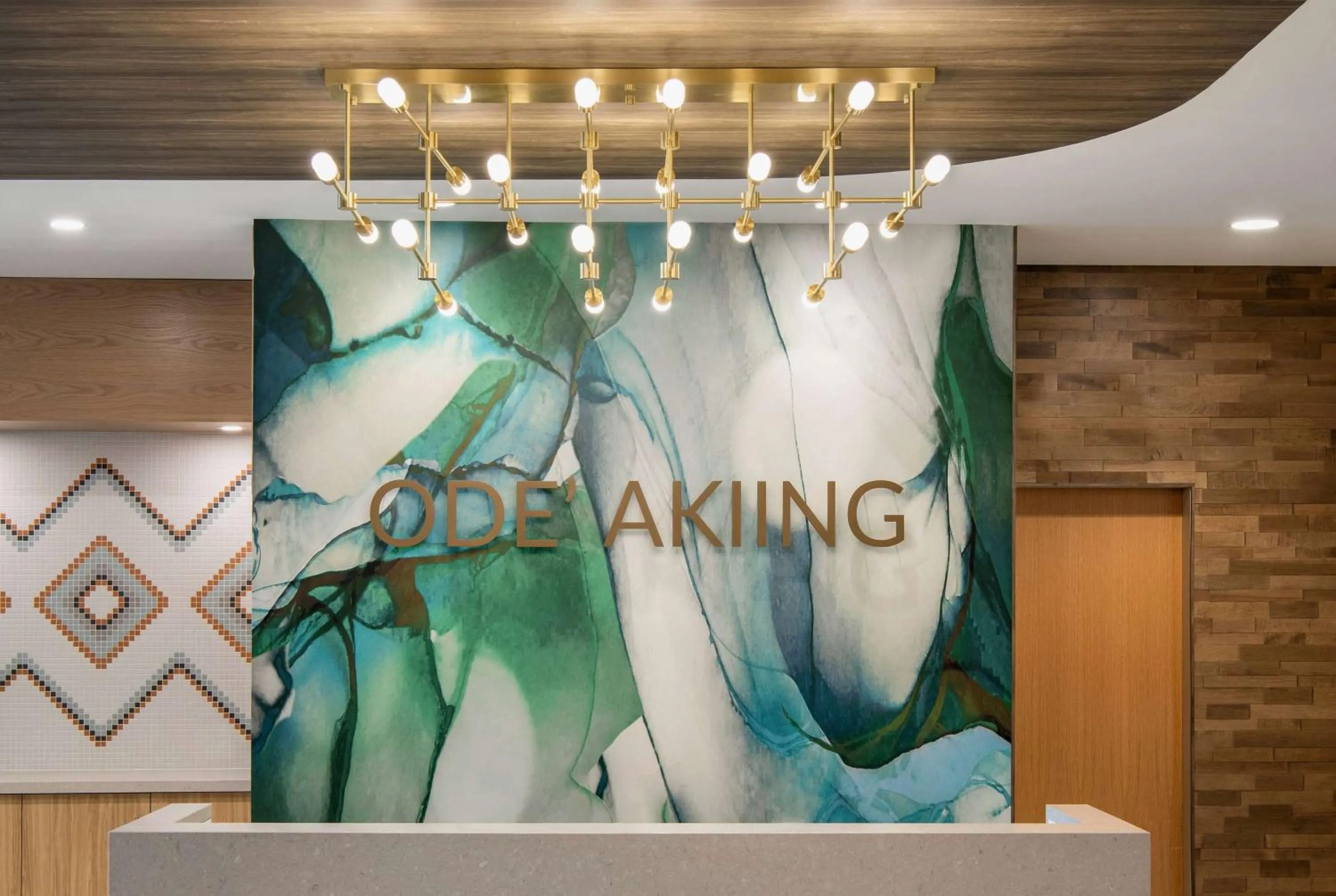 On-site shops in Wyndham Garden Winnipeg Airport